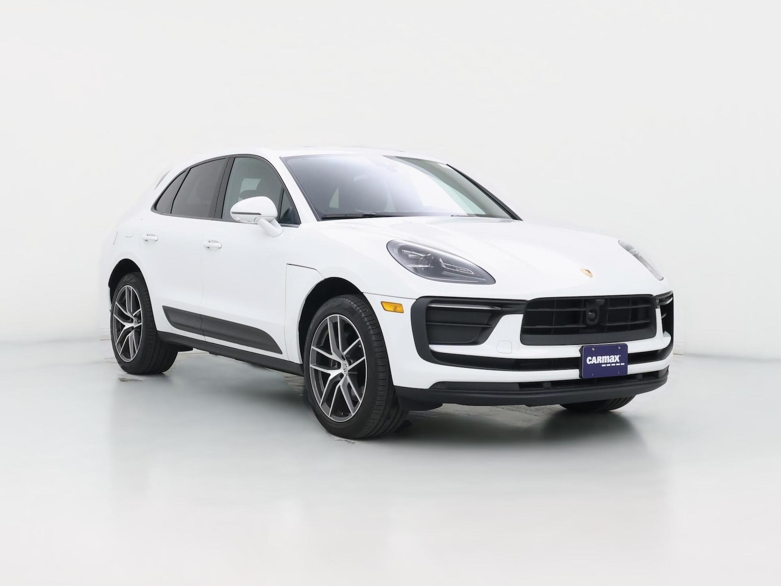 2023 Porsche Macan Base