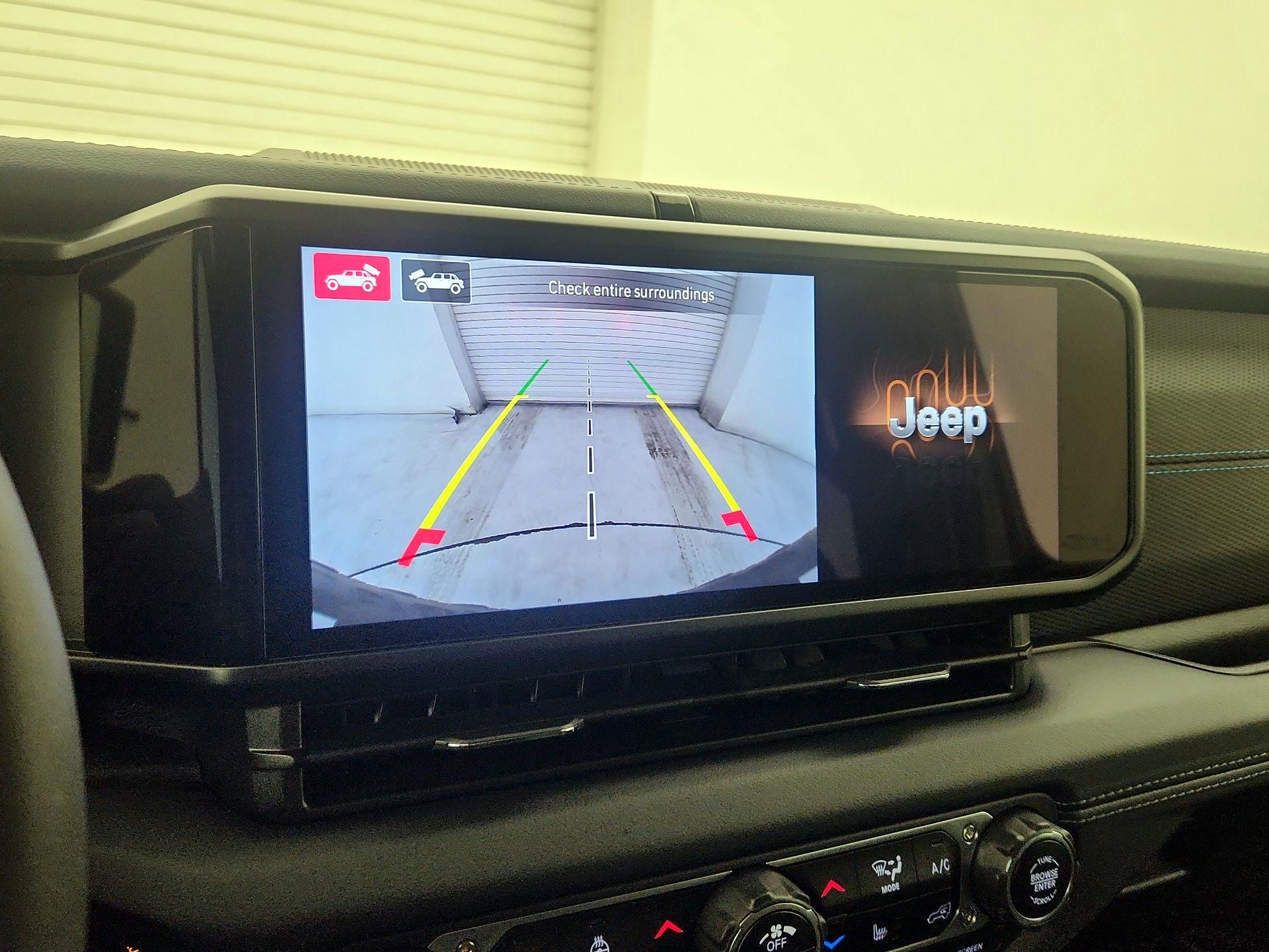 Thumbnail: 2024 Jeep Wrangler - 15