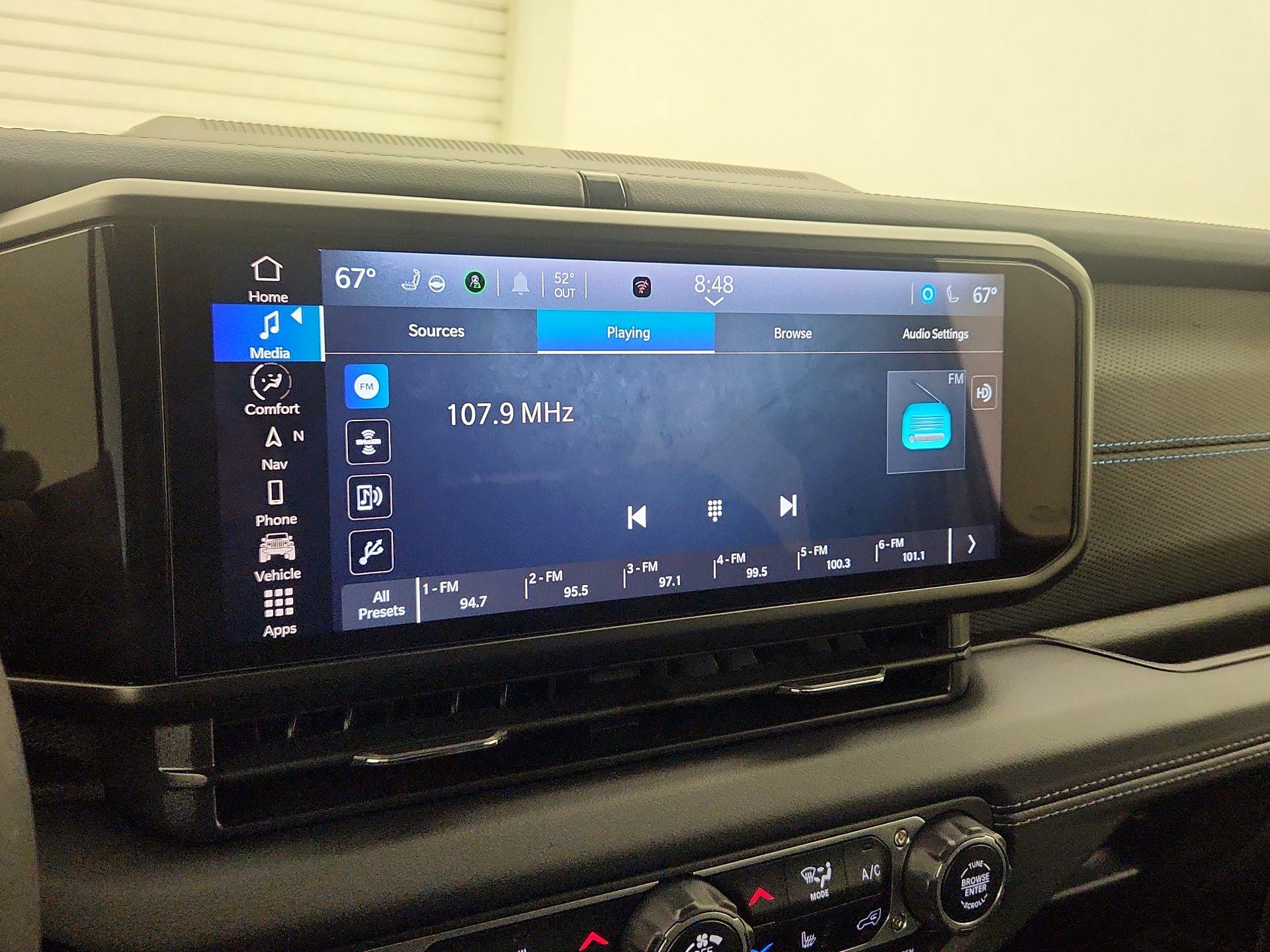 Thumbnail: 2024 Jeep Wrangler - 16