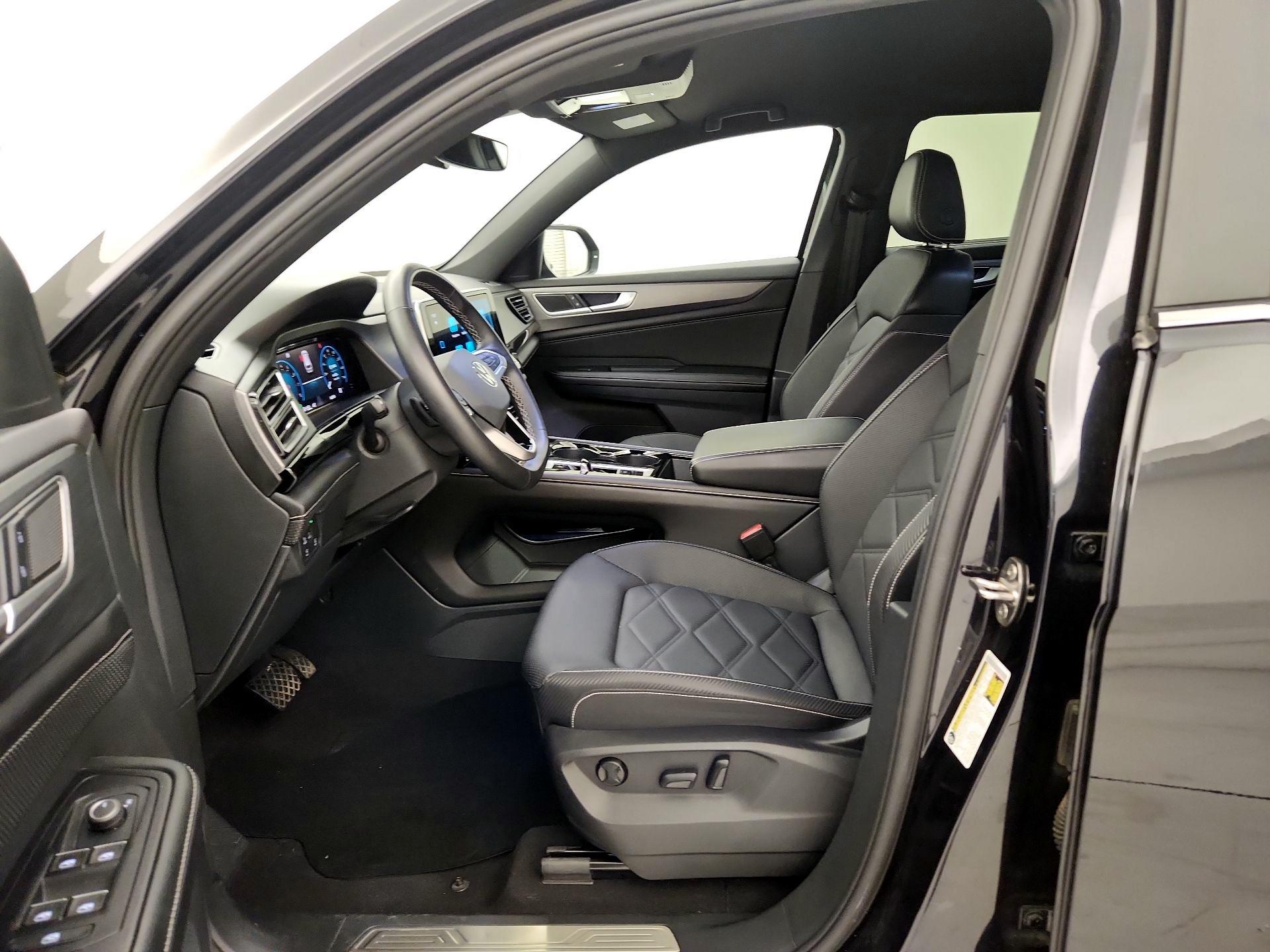 Thumbnail: 2024 Volkswagen Atlas - 11