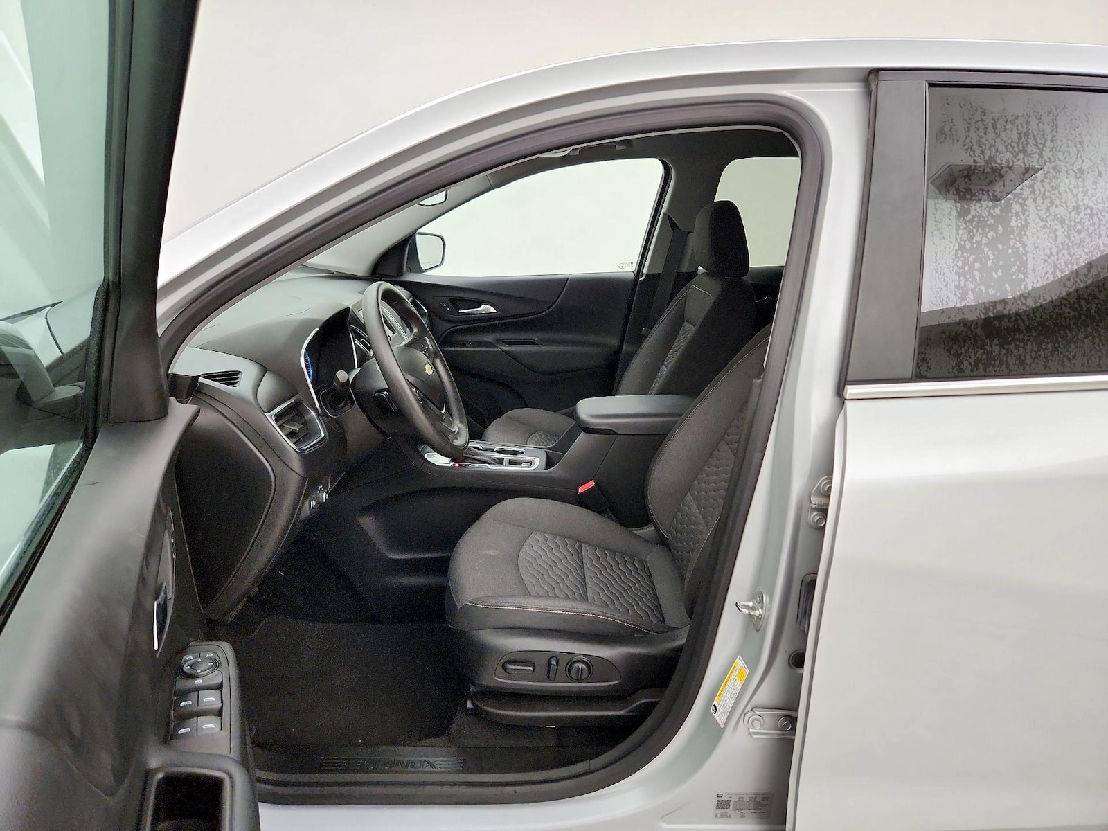 2021 Chevrolet Equinox LT - Photo 12