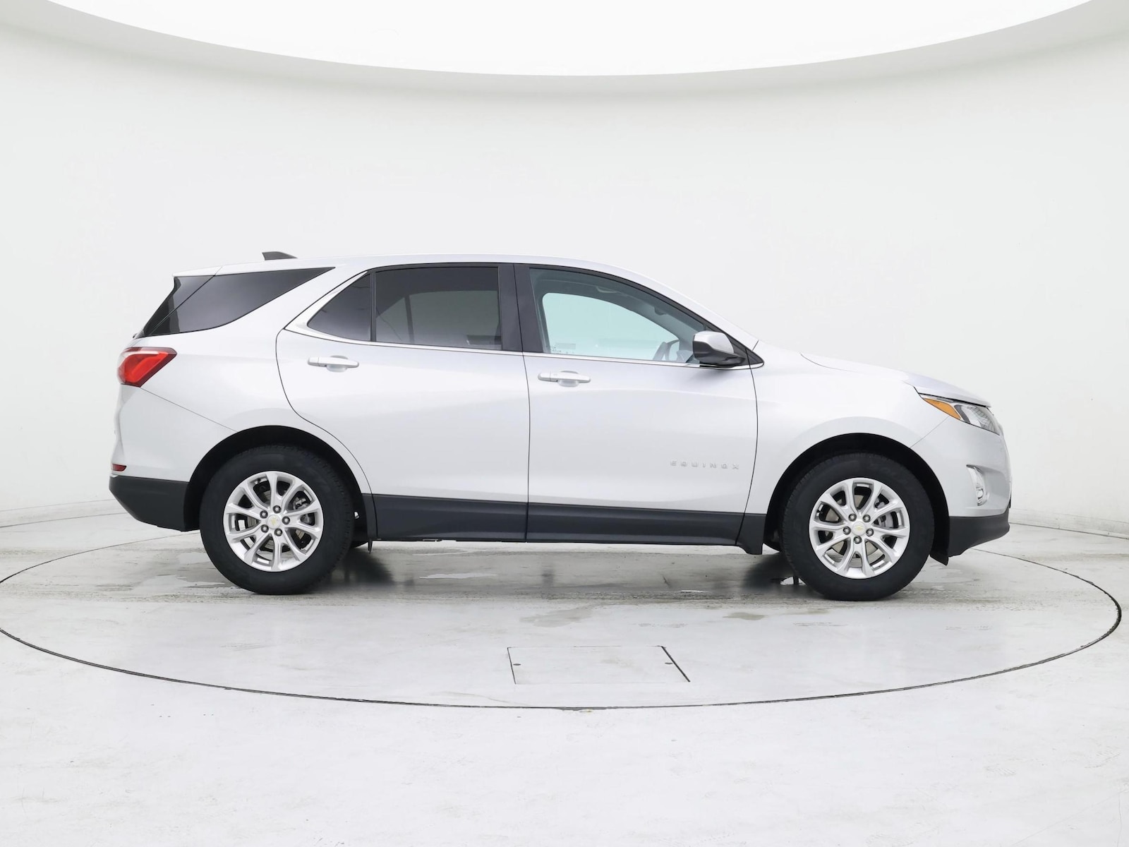 2021 Chevrolet Equinox LT - Photo 8