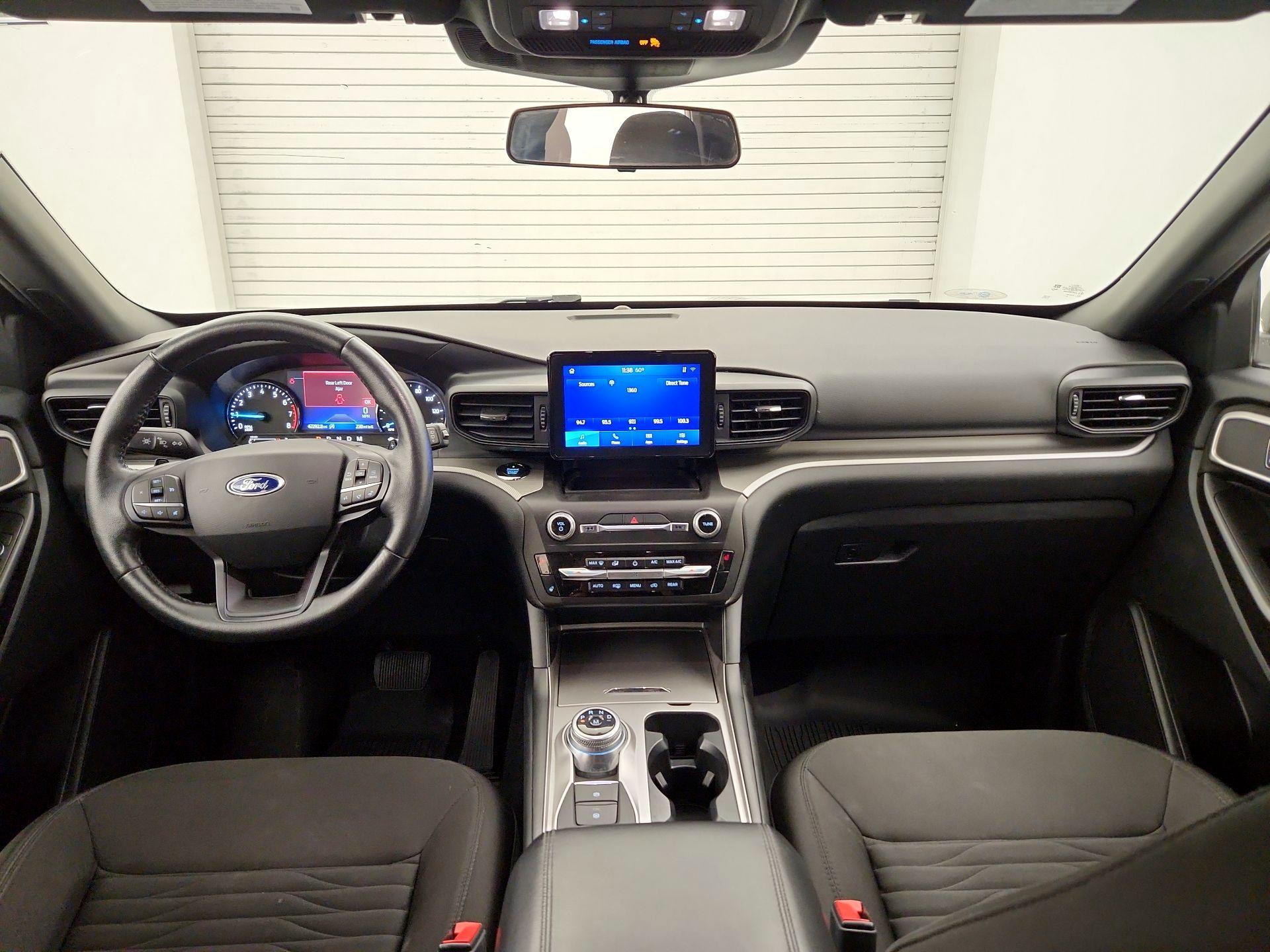 Thumbnail: 2020 Ford Explorer - 9