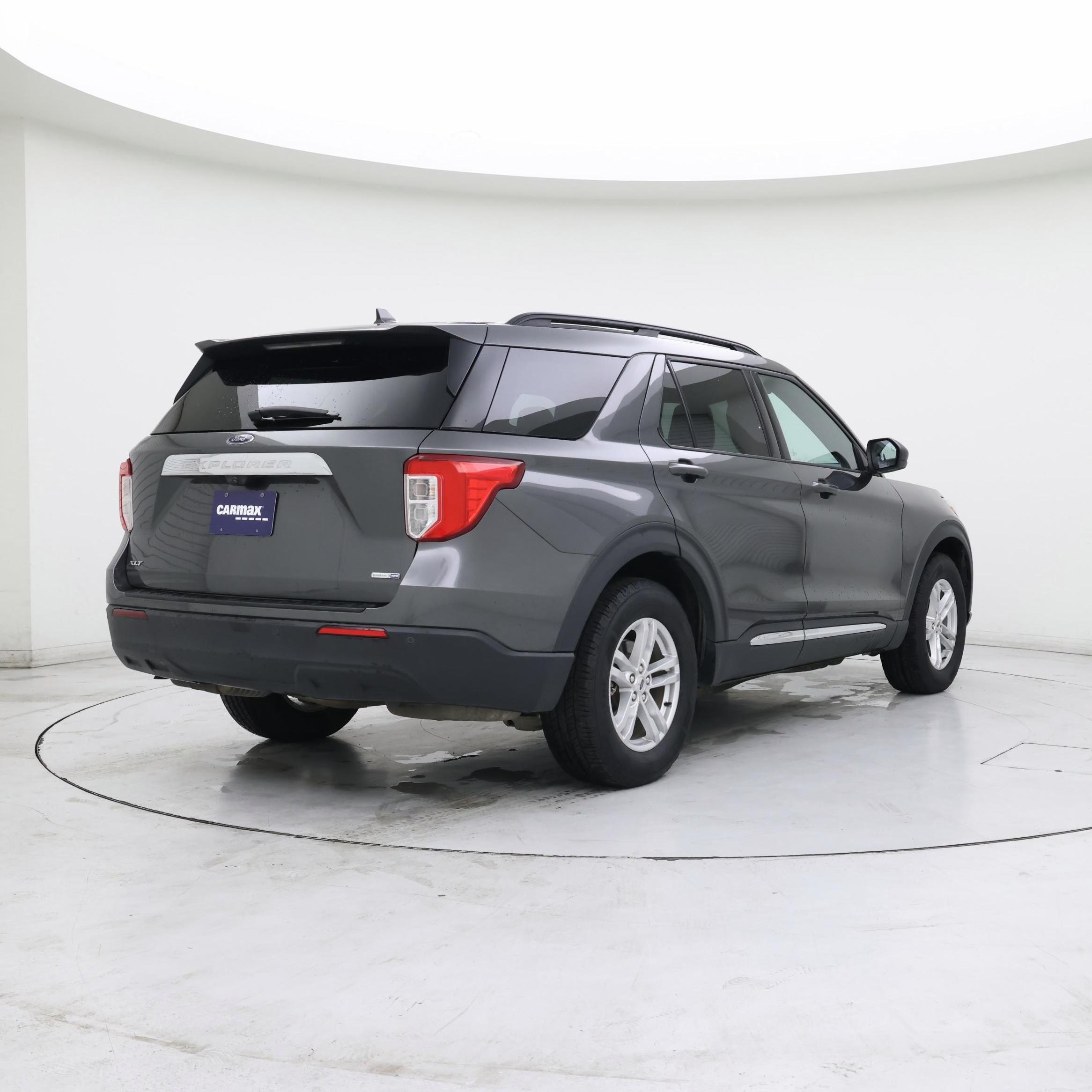 Thumbnail: 2020 Ford Explorer - 8