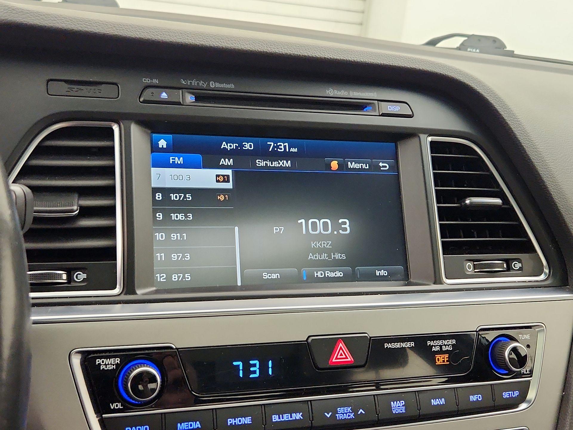 Thumbnail: 2015 Hyundai Sonata - 16