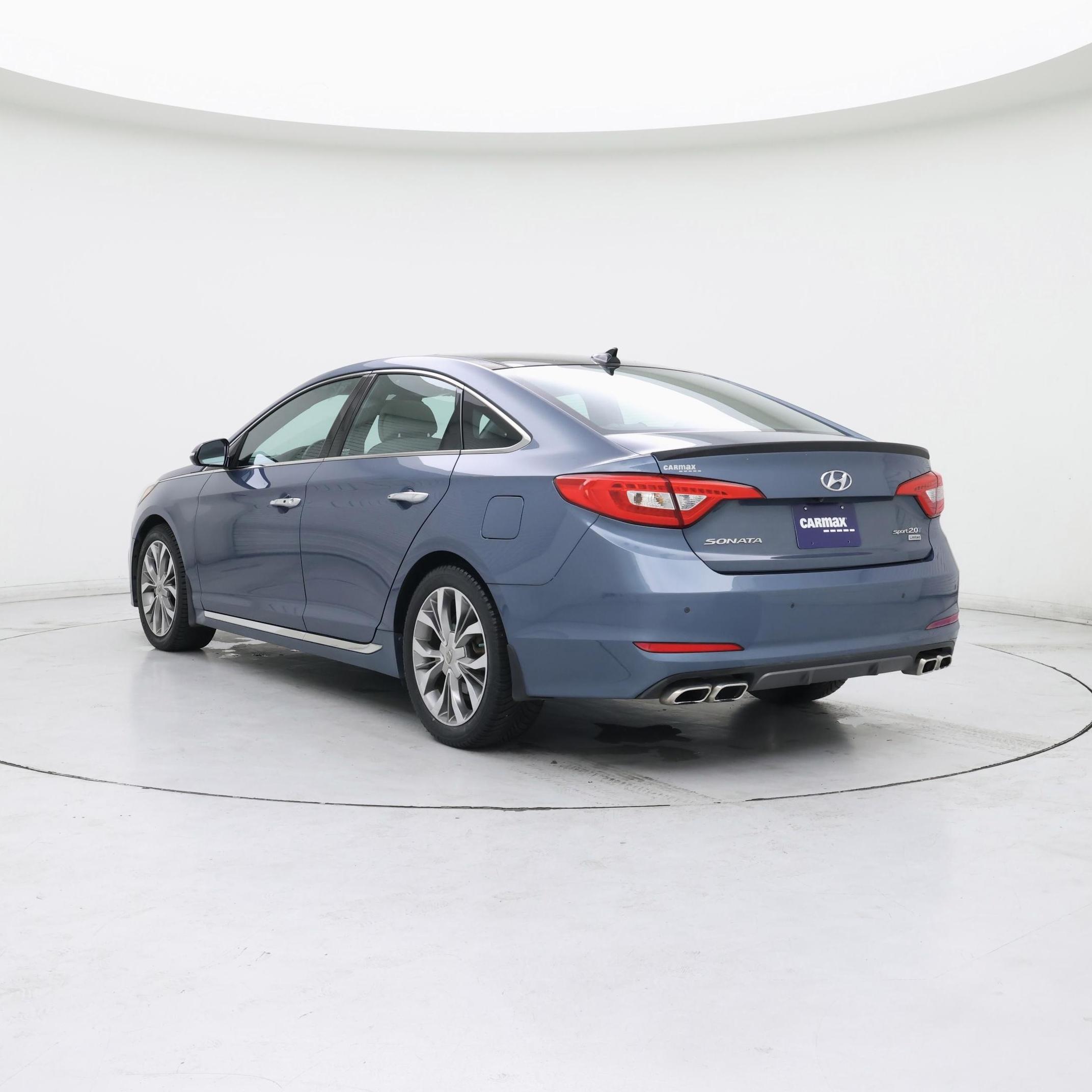 Thumbnail: 2015 Hyundai Sonata - 2