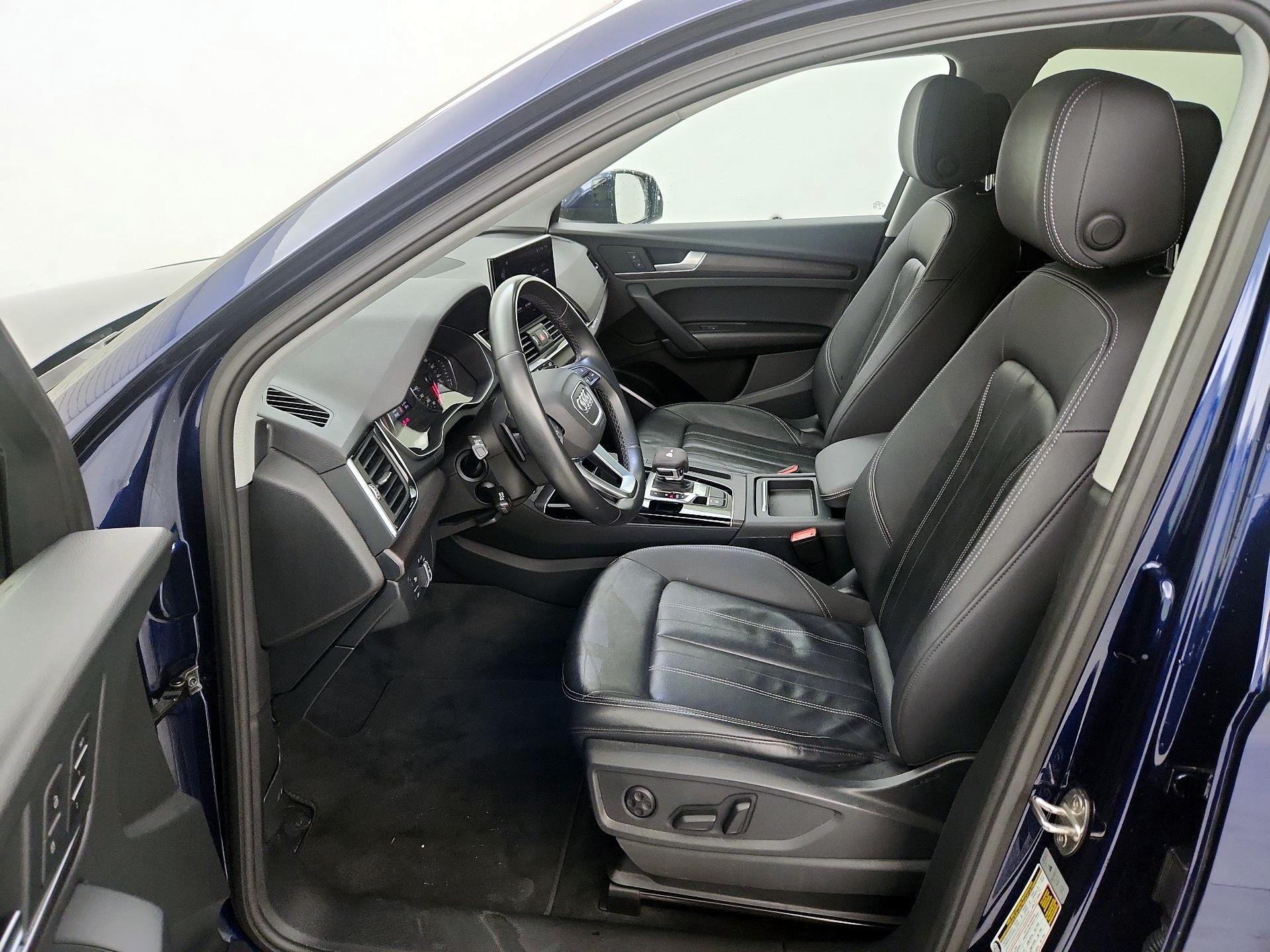 Thumbnail: 2022 Audi Q5 - 11