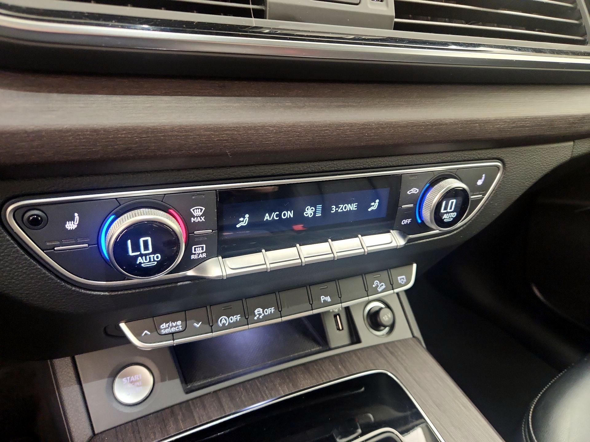 Thumbnail: 2022 Audi Q5 - 16