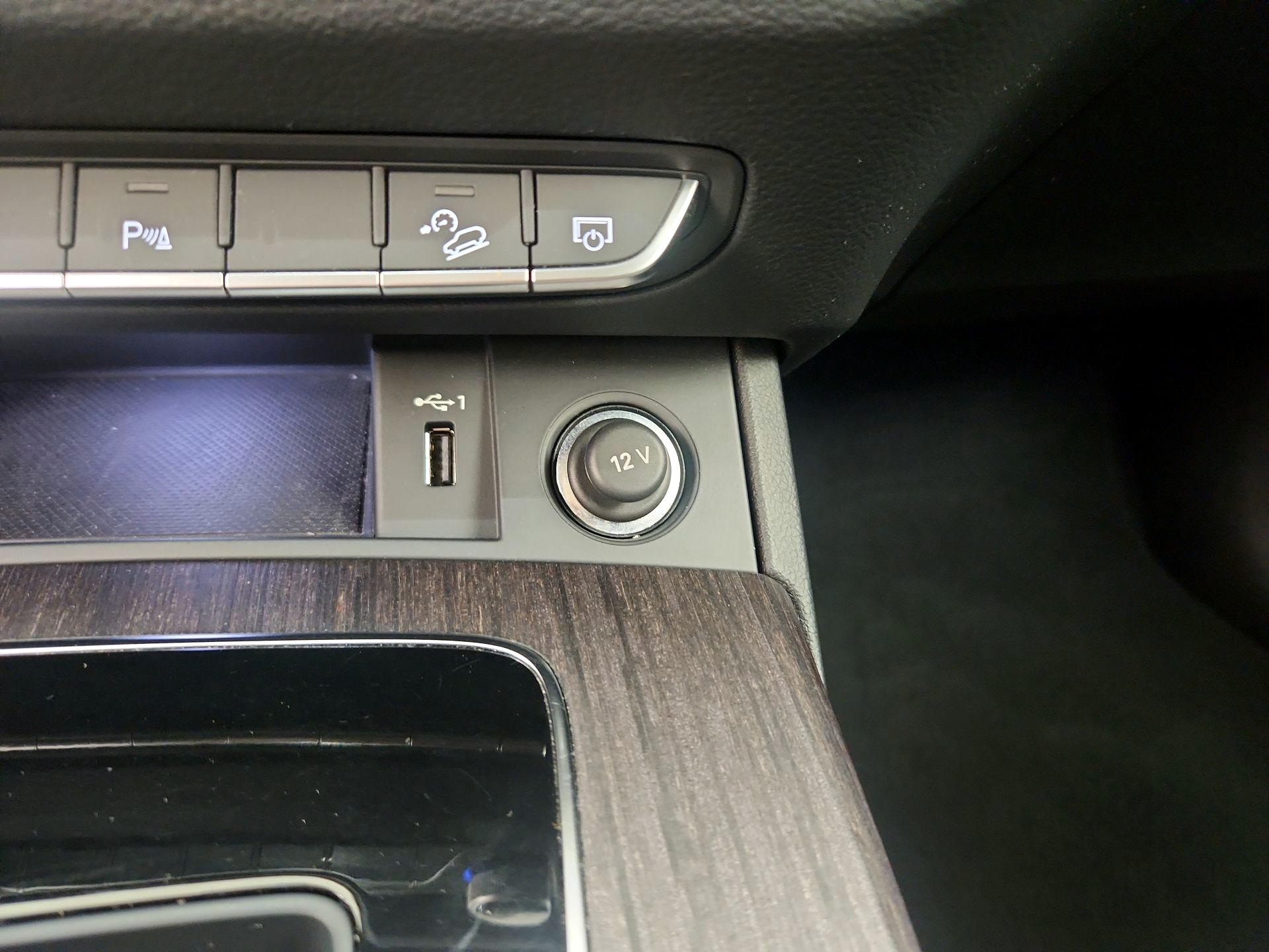 Thumbnail: 2022 Audi Q5 - 18