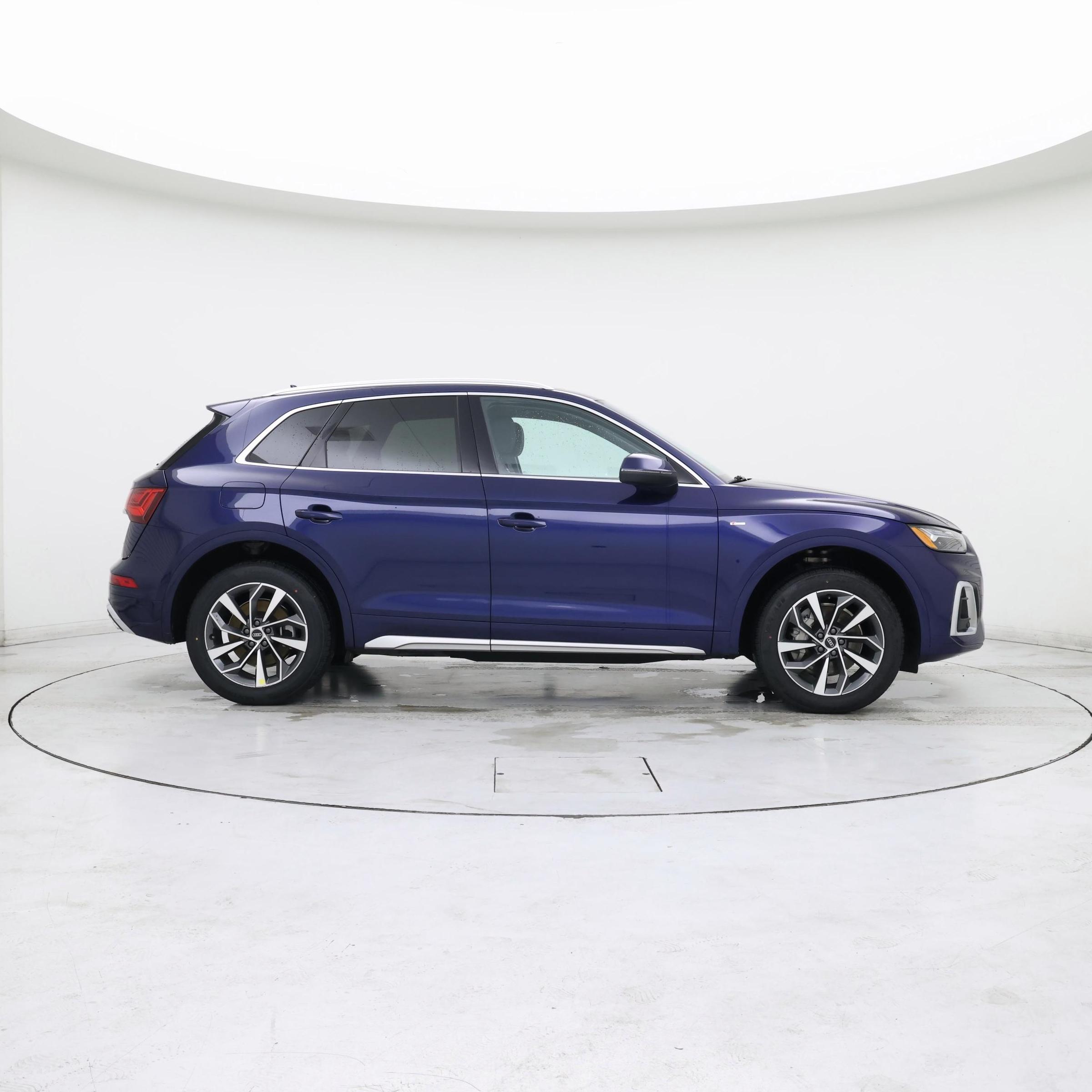 Thumbnail: 2022 Audi Q5 - 7