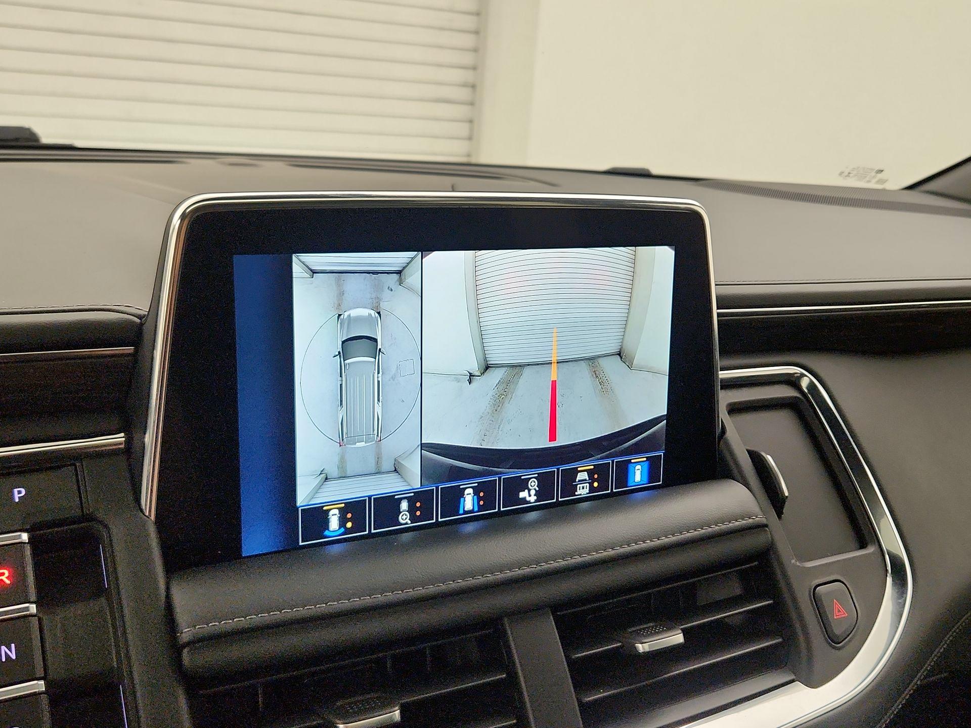 Thumbnail: 2022 Chevrolet Tahoe - 14