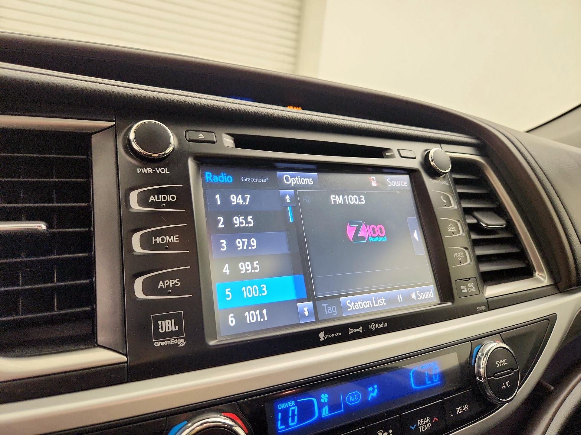 Thumbnail: 2017 Toyota Highlander - 16