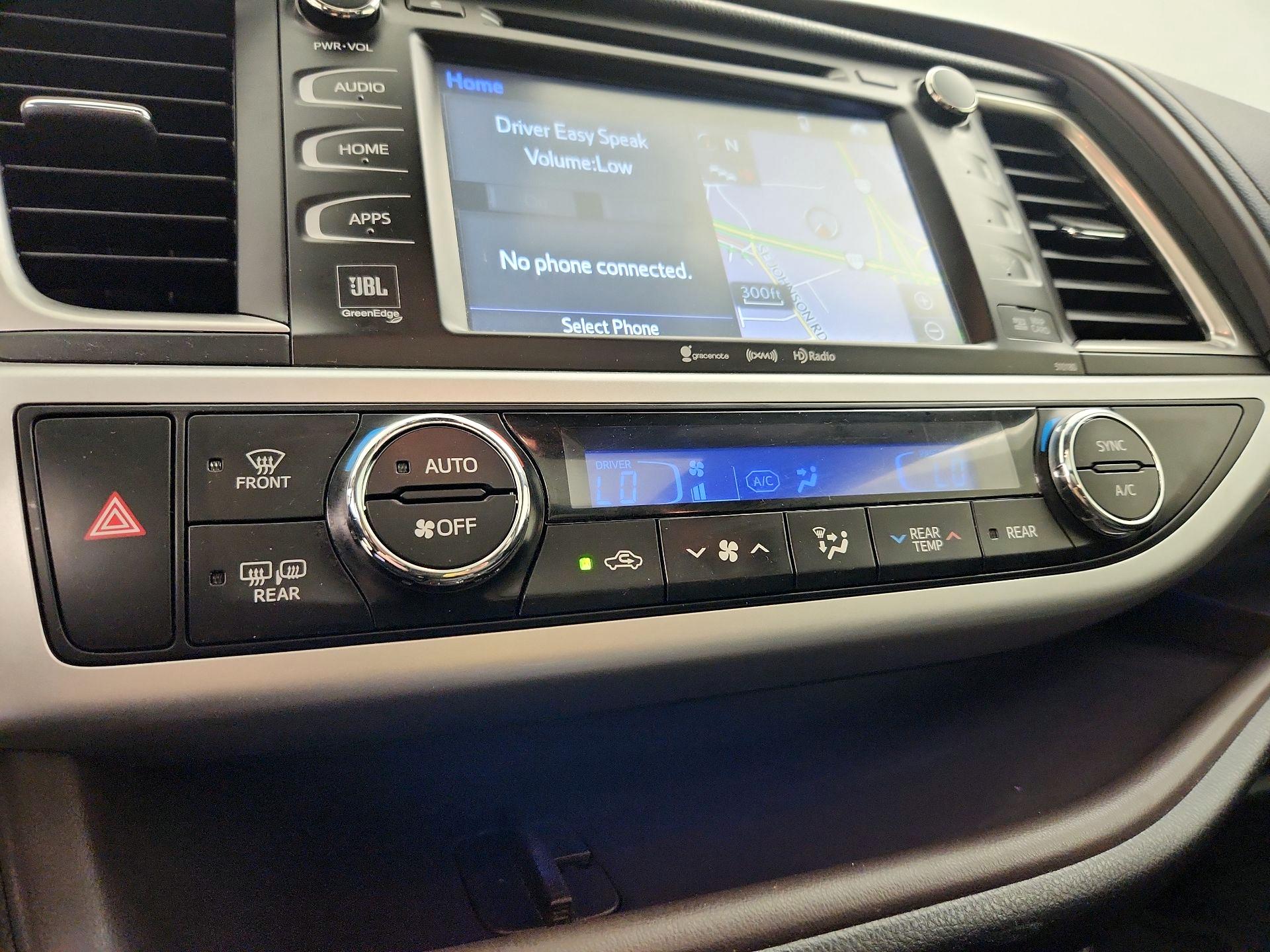 Thumbnail: 2017 Toyota Highlander - 17