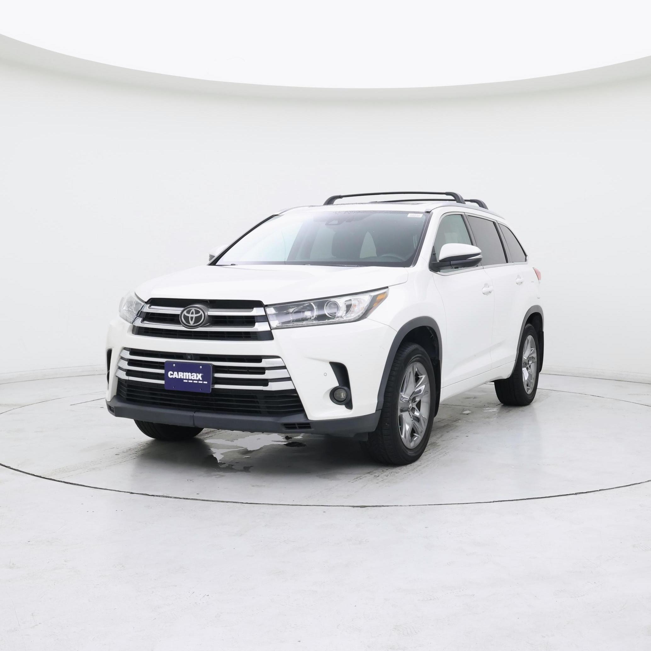 Thumbnail: 2017 Toyota Highlander - 4