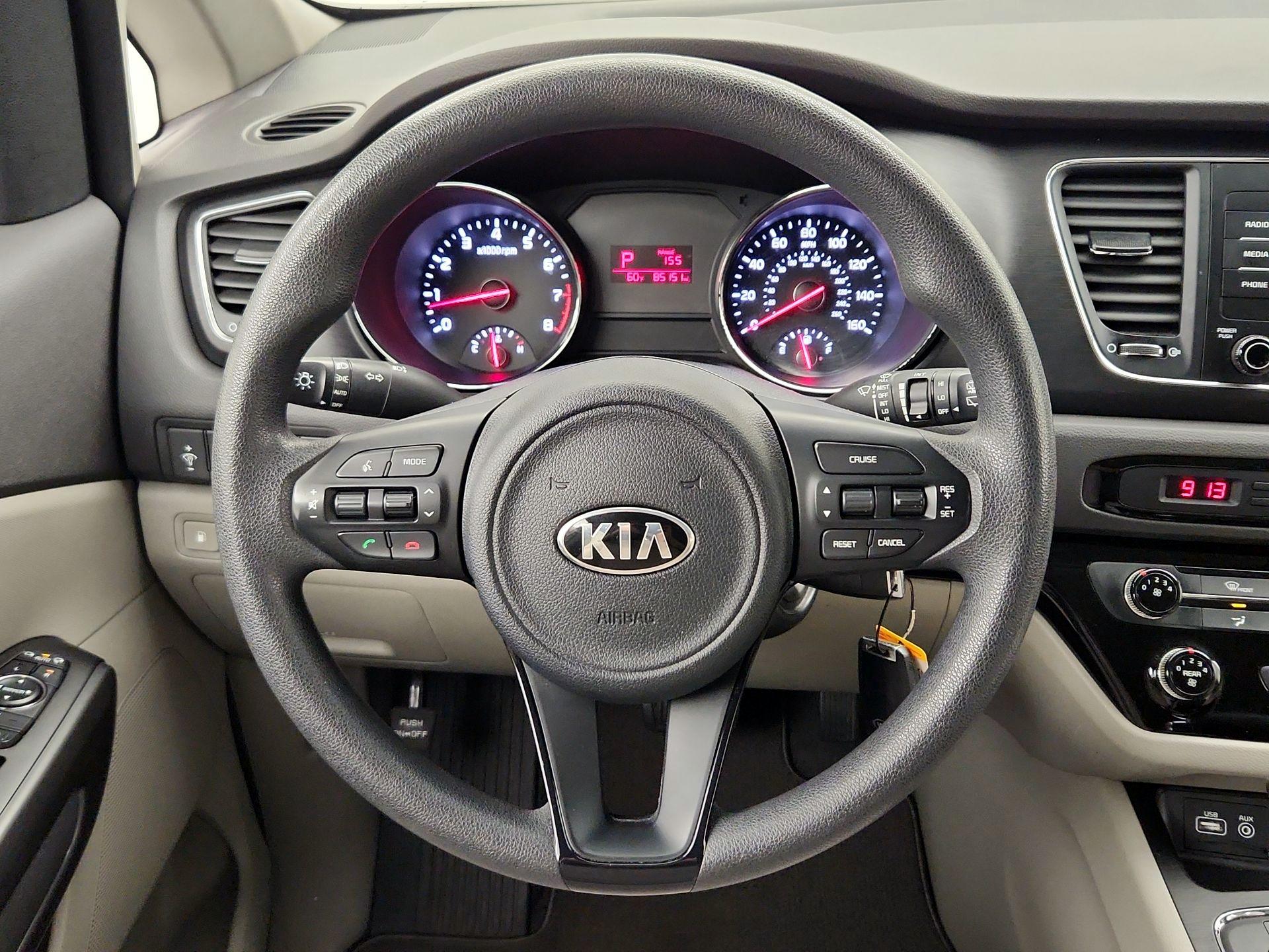 Thumbnail: 2018 Kia Sedona - 10