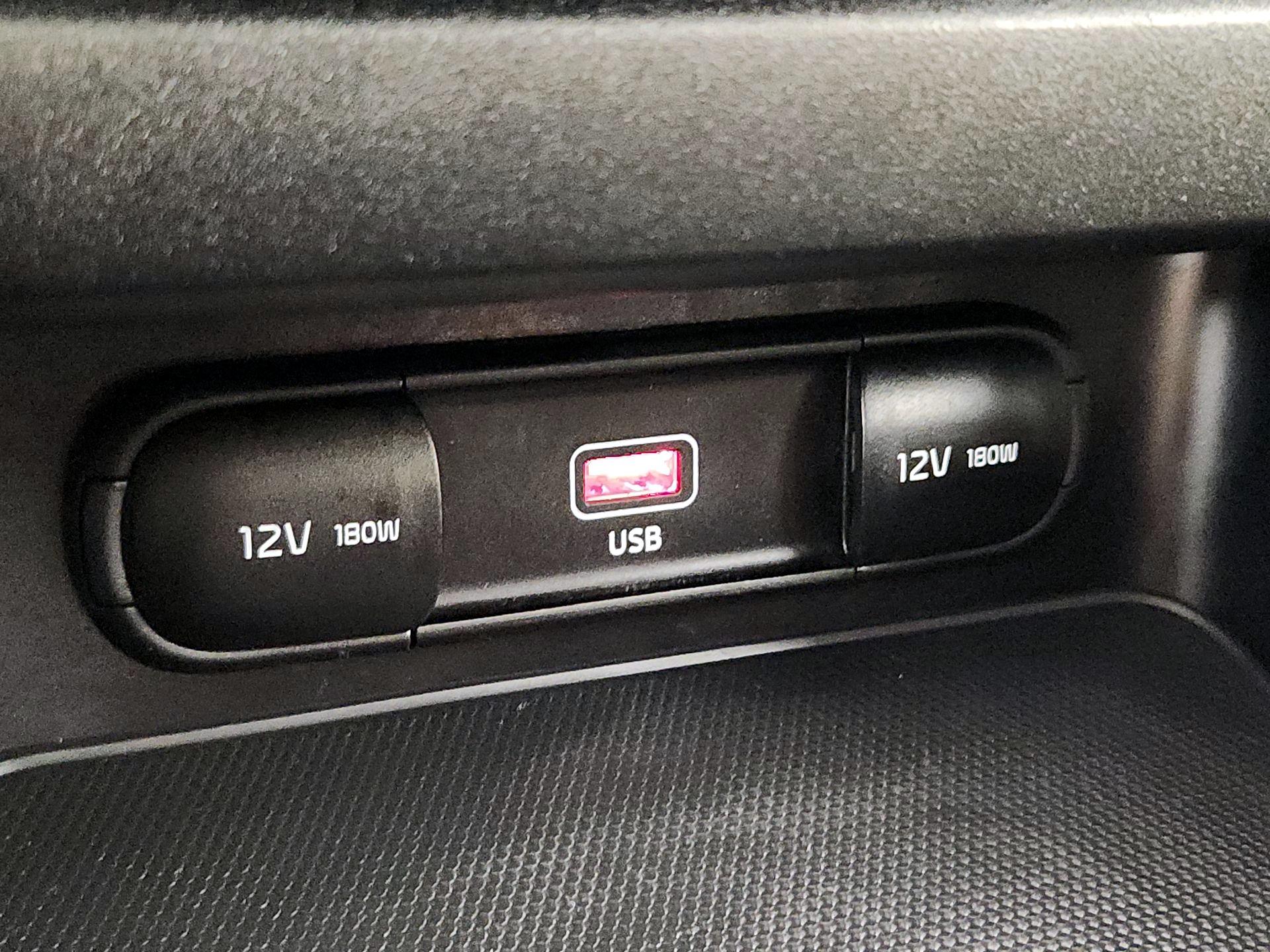 Thumbnail: 2023 Kia Forte - 18