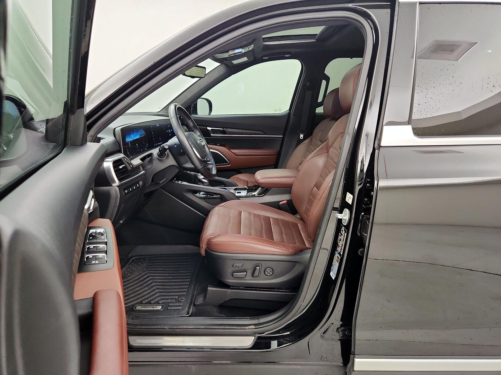 Thumbnail: 2023 Kia Telluride - 11