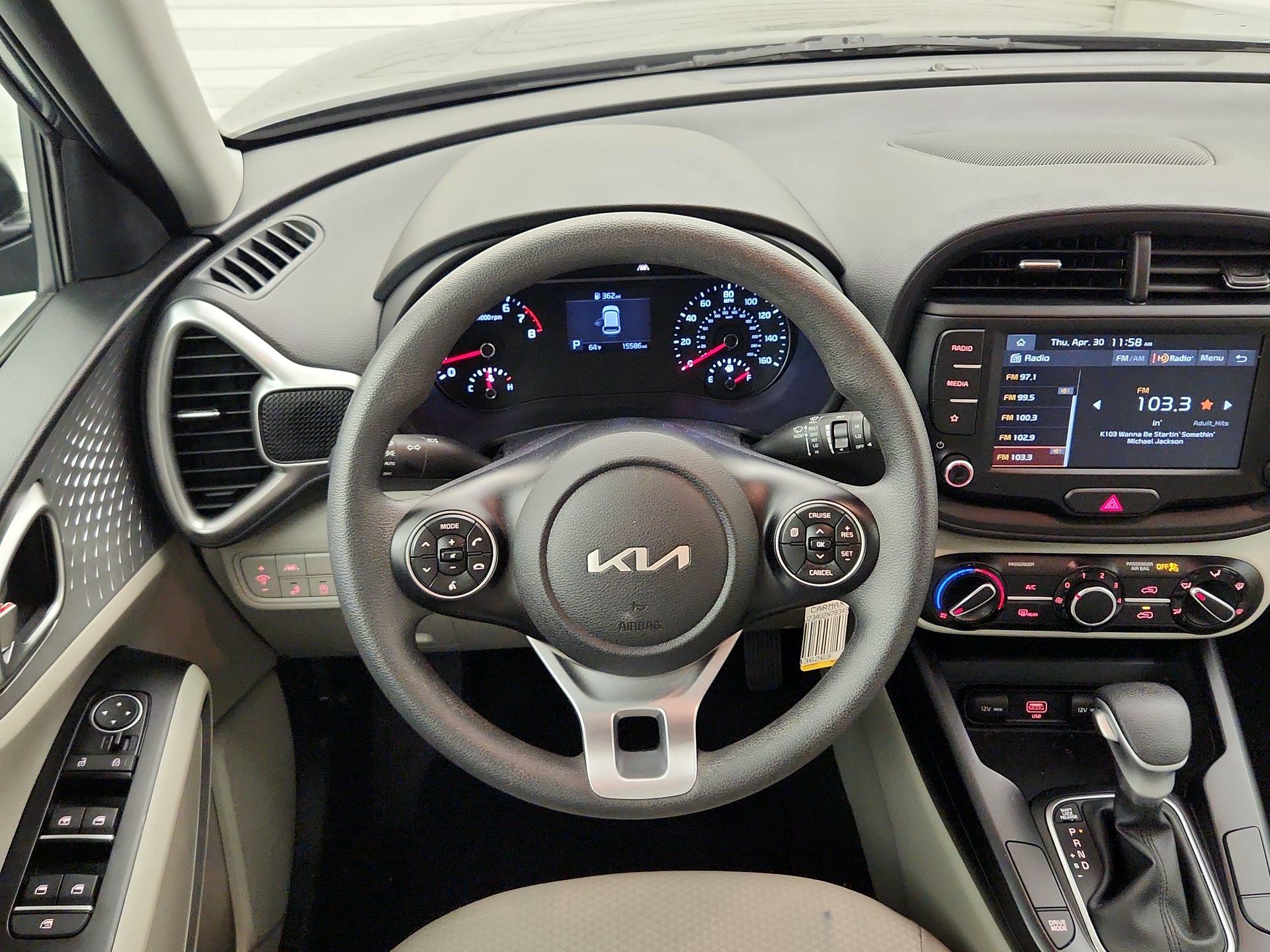 Thumbnail: 2022 Kia Soul - 10