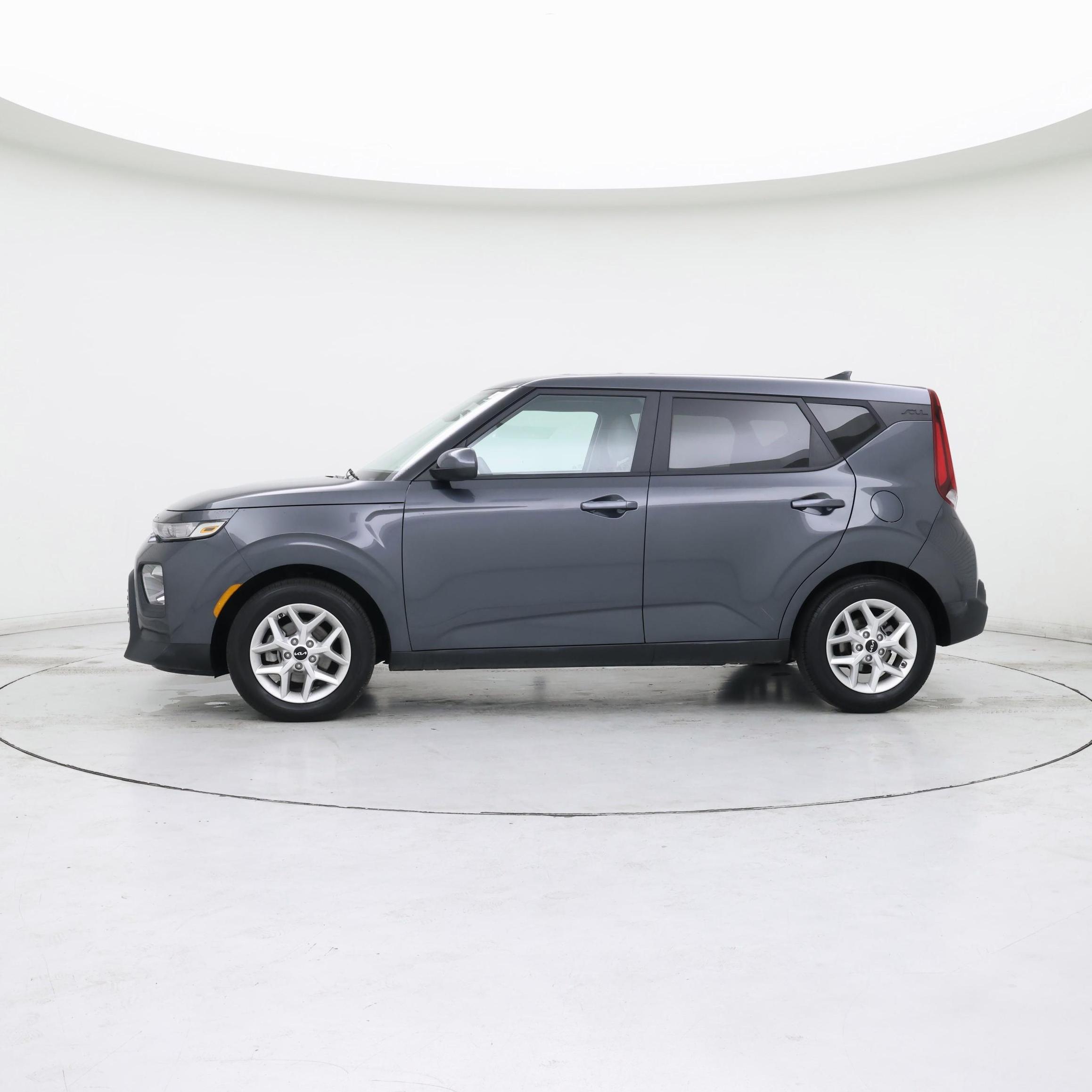 Thumbnail: 2022 Kia Soul - 3