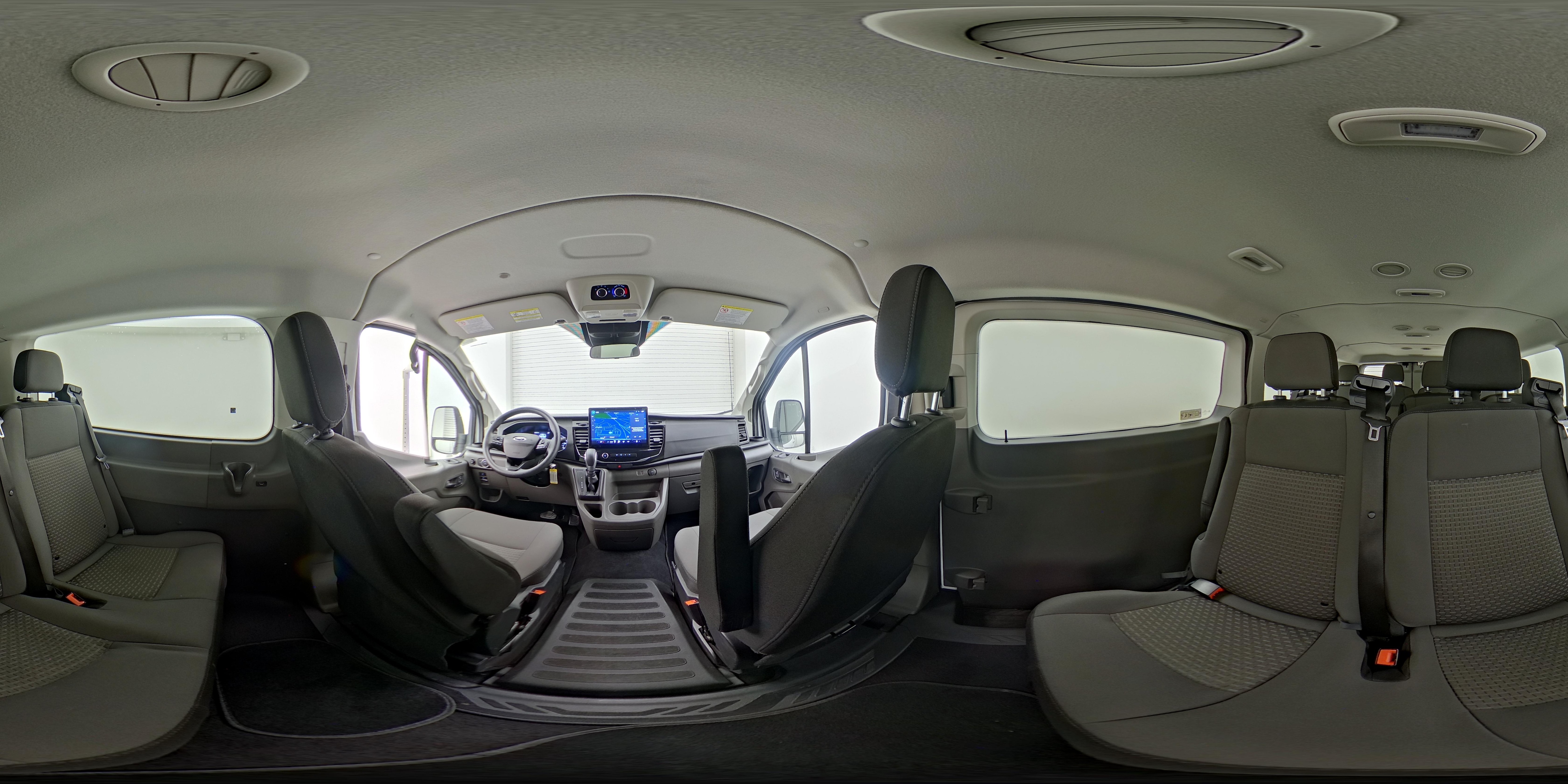 2024 Ford Transit Passenger Van XLT - Photo 27