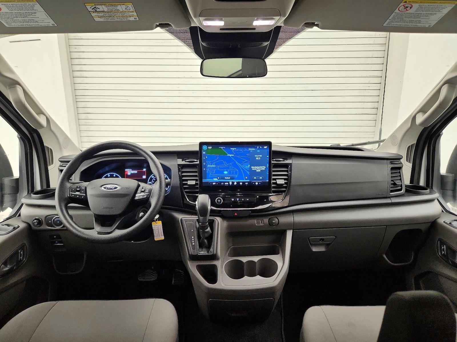 2024 Ford Transit Passenger Van XLT - Photo 10
