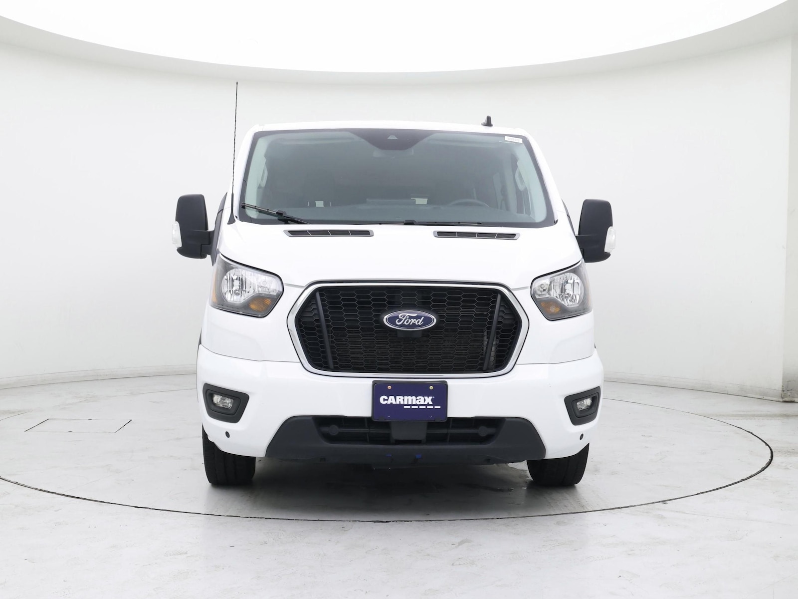 2024 Ford Transit Passenger Van XLT - Photo 6