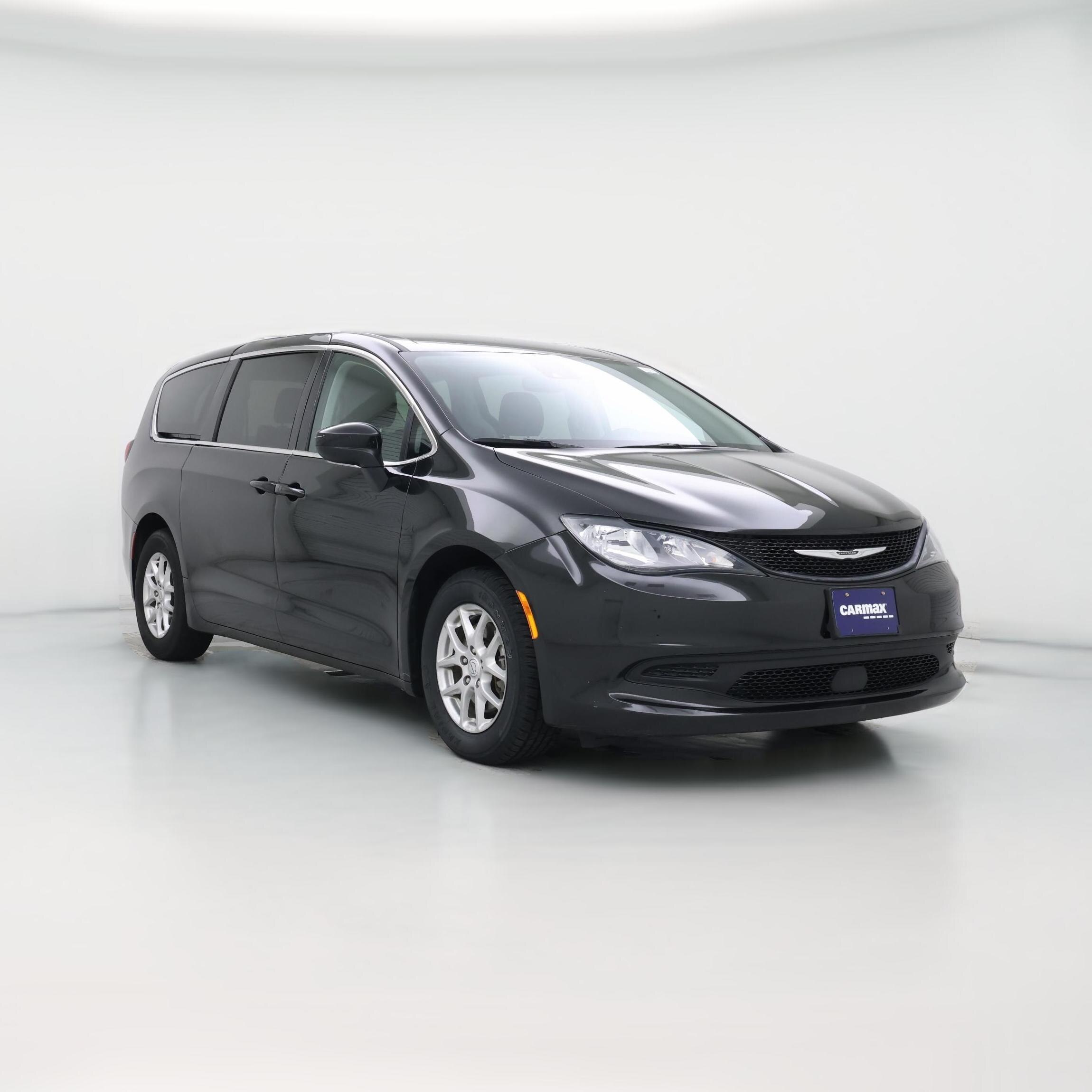 Thumbnail: 2023 Chrysler Voyager - 1