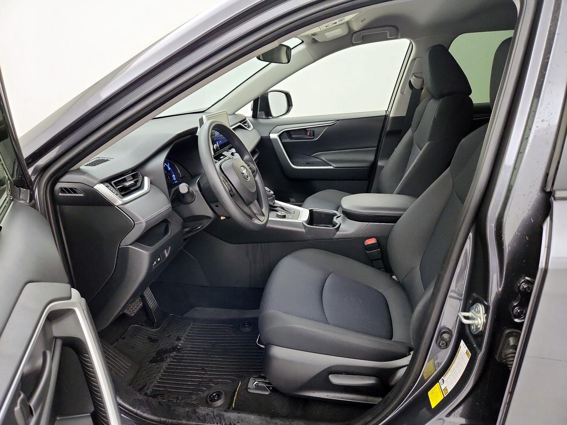 Thumbnail: 2025 Toyota RAV4 - 11