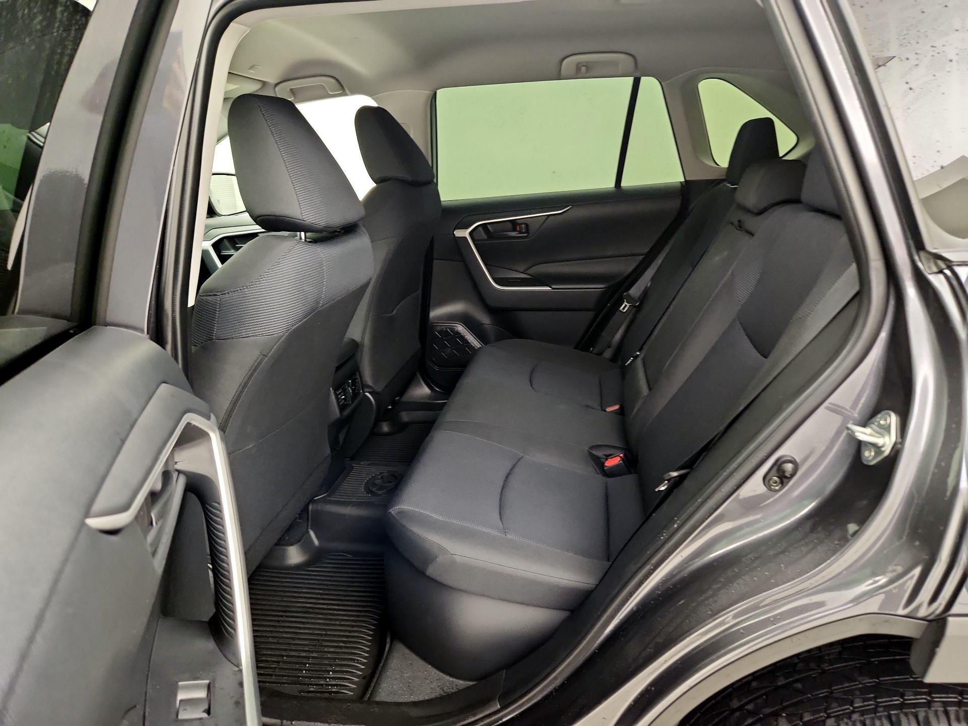 Thumbnail: 2025 Toyota RAV4 - 19