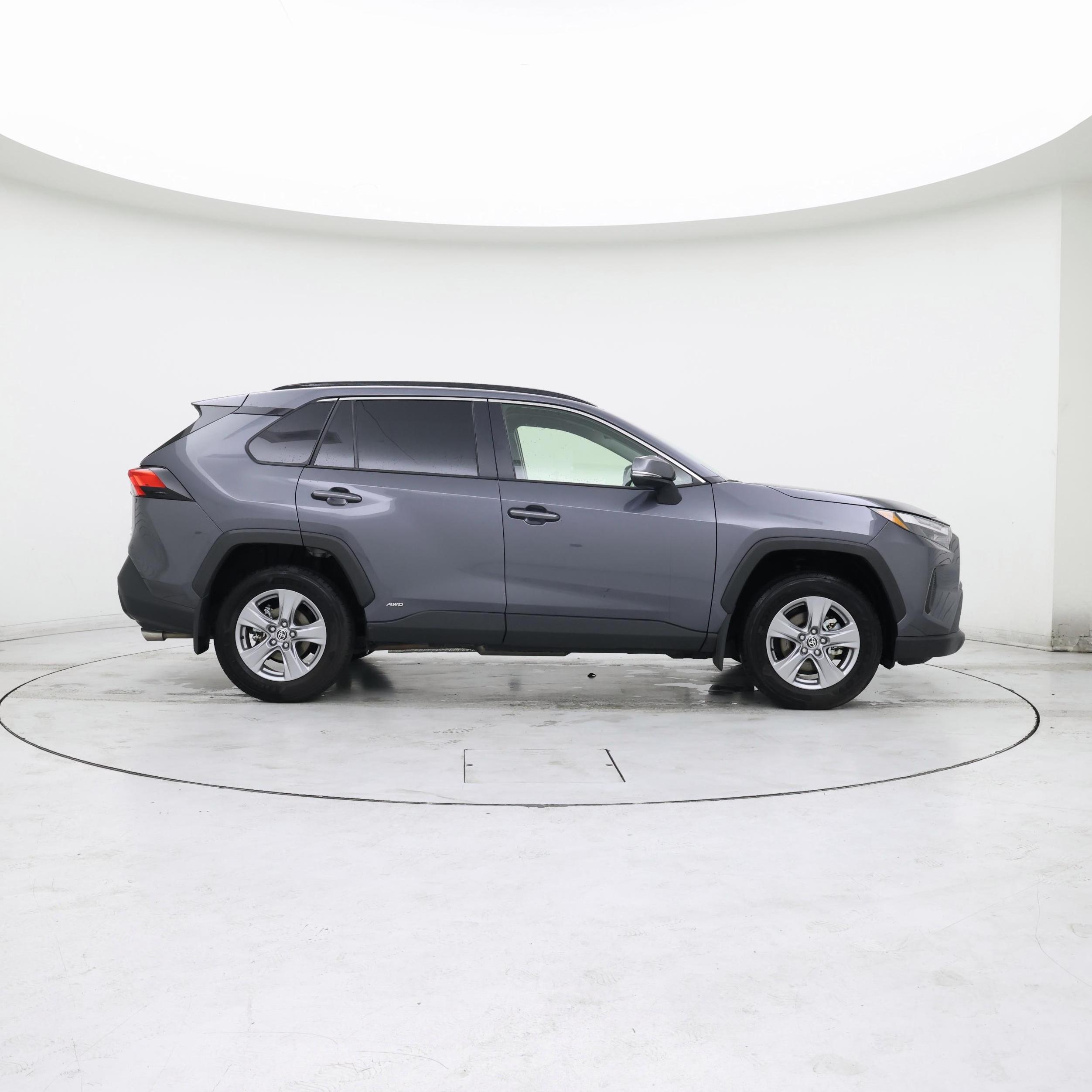 Thumbnail: 2025 Toyota RAV4 - 7