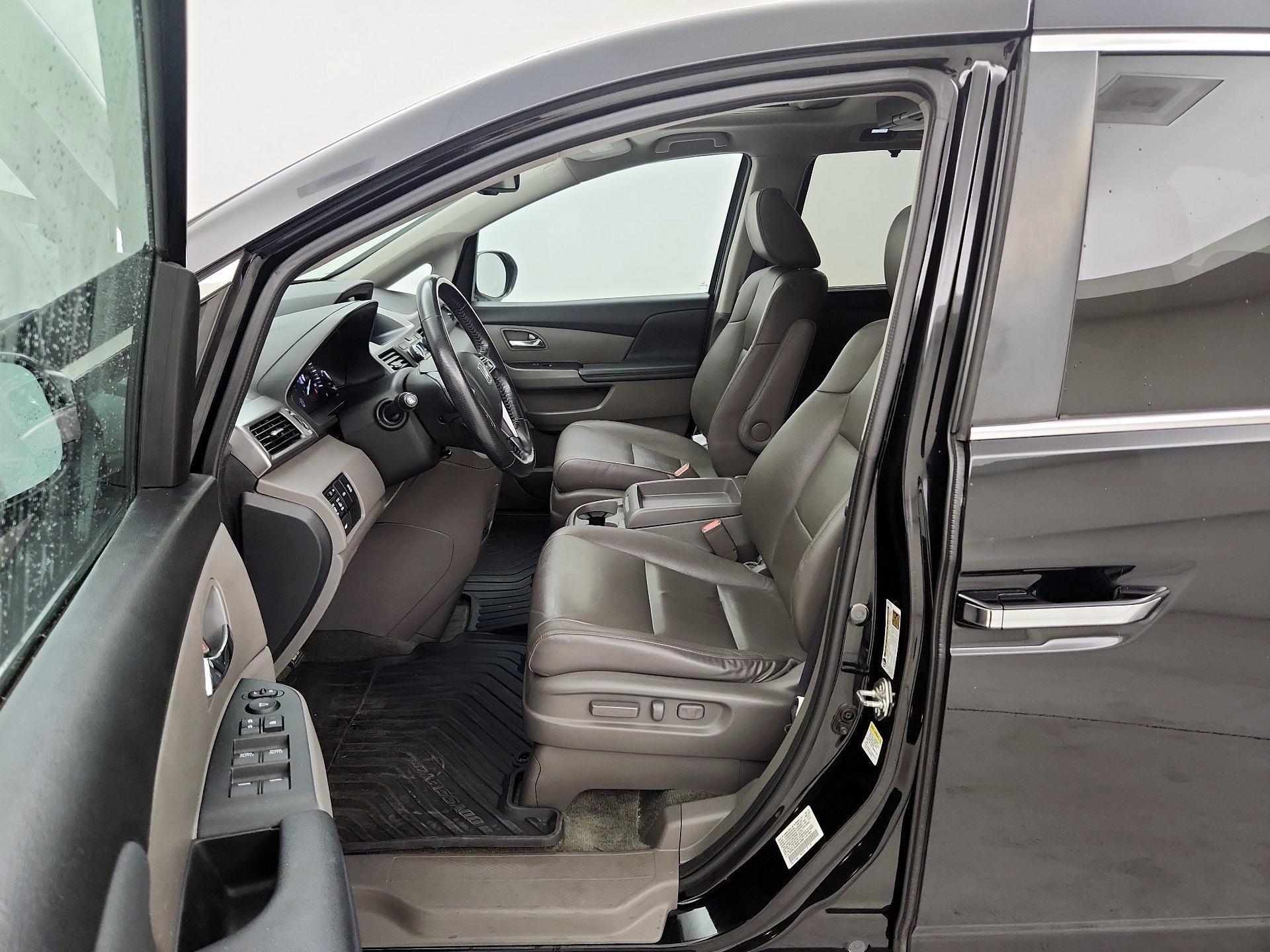 Thumbnail: 2016 Honda Odyssey - 11