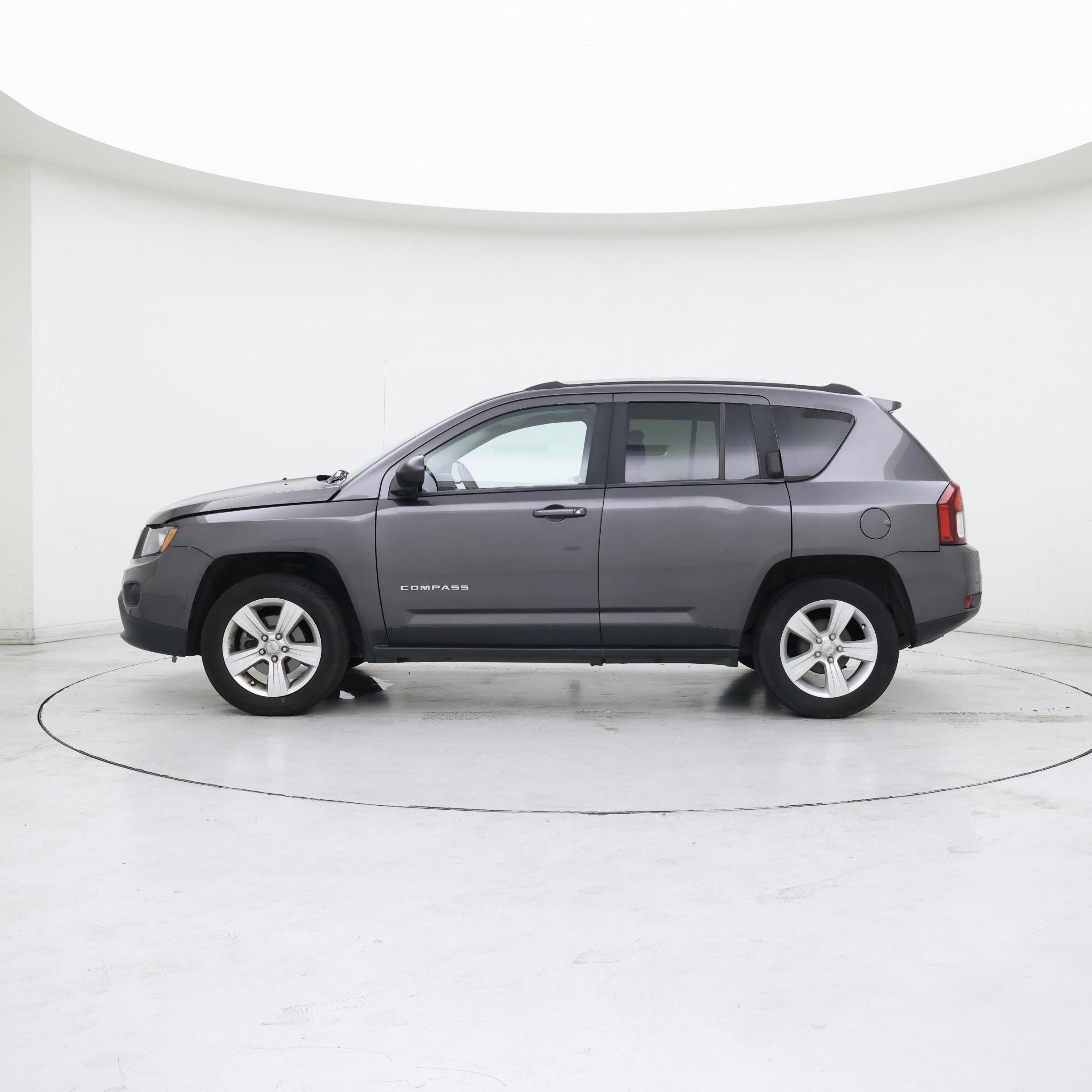Thumbnail: 2015 Jeep Compass - 3