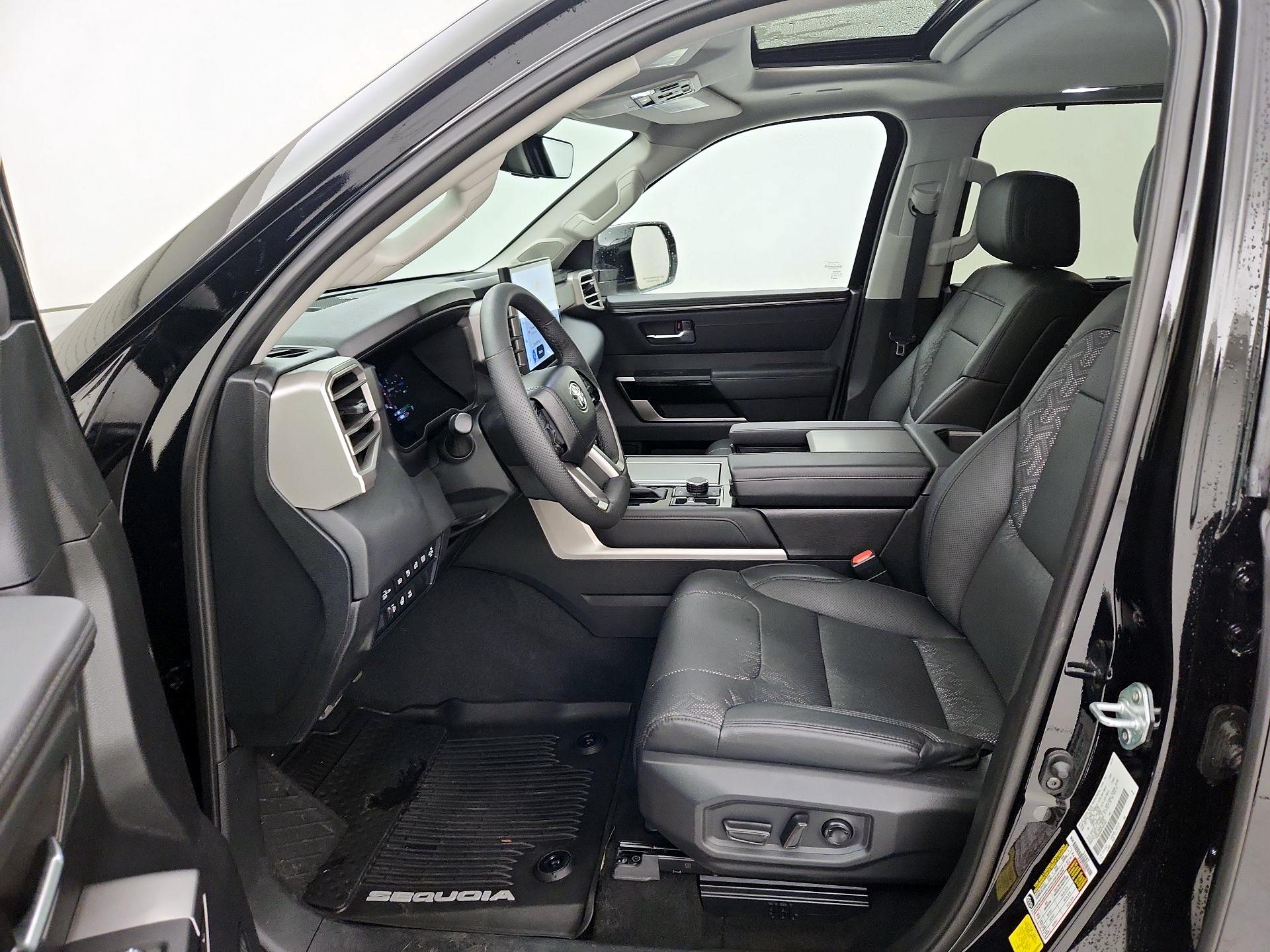 Thumbnail: 2023 Toyota Sequoia - 11