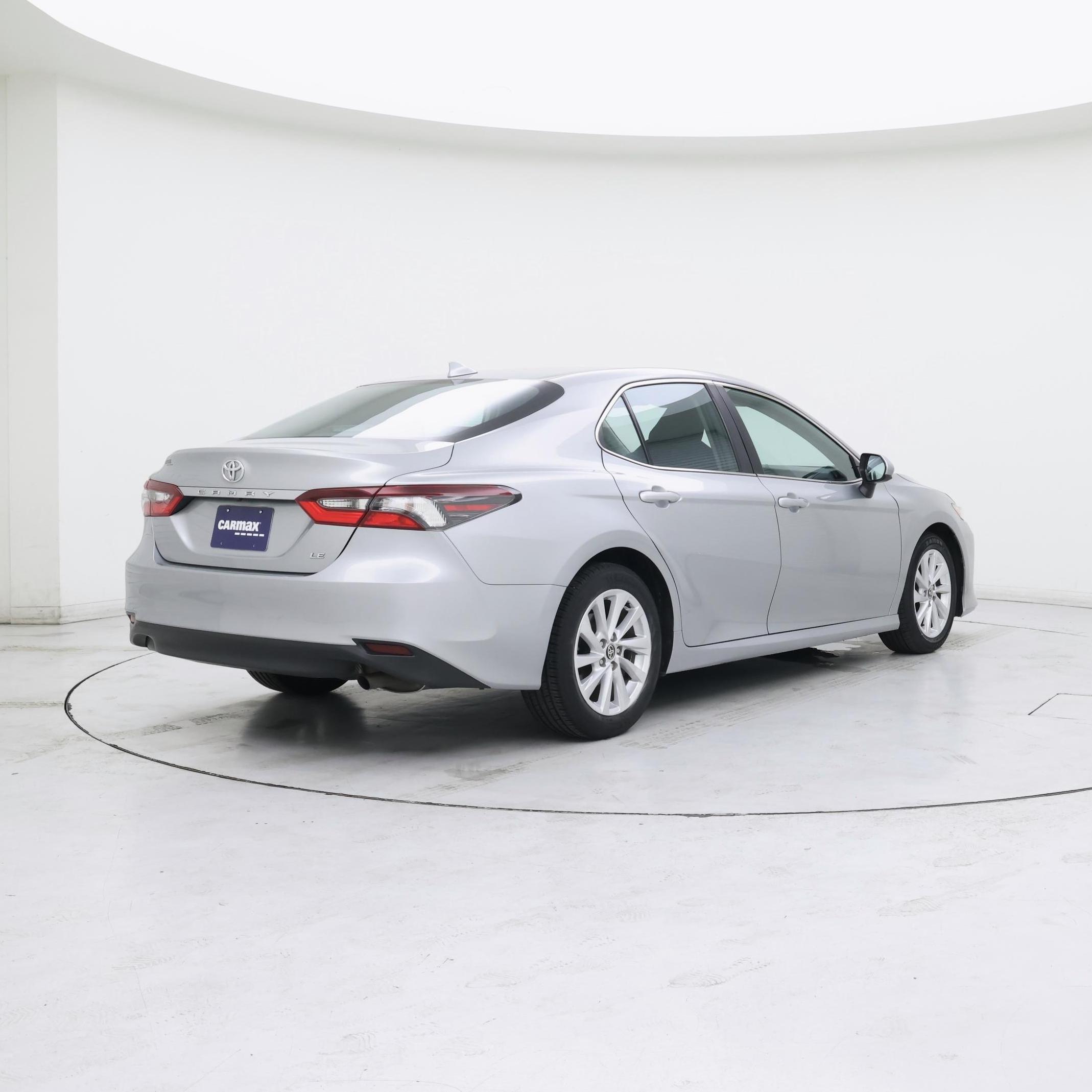 Thumbnail: 2022 Toyota Camry - 8