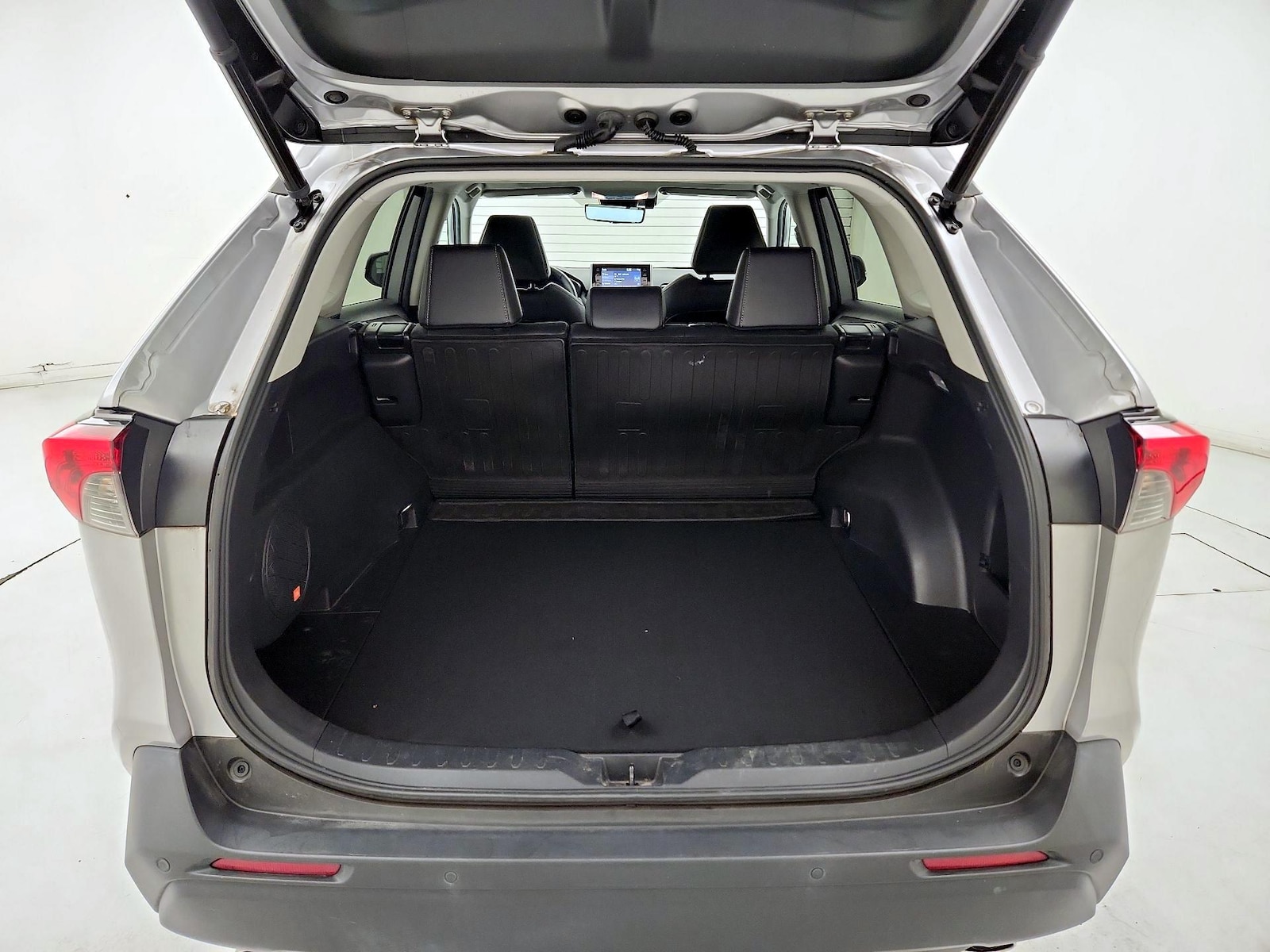 2021 Toyota RAV4 XLE Premium - Photo 22