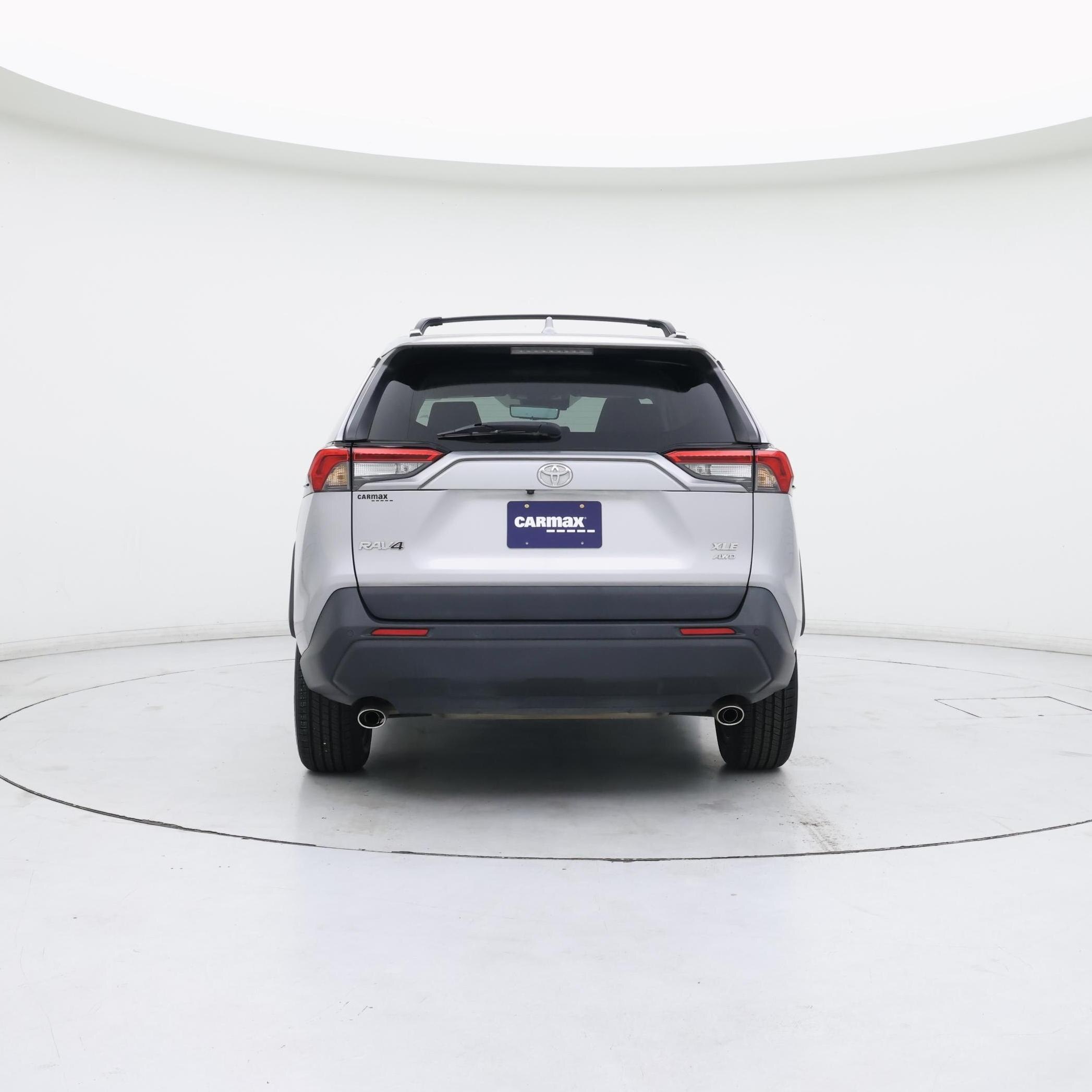 Thumbnail: 2021 Toyota RAV4 - 6