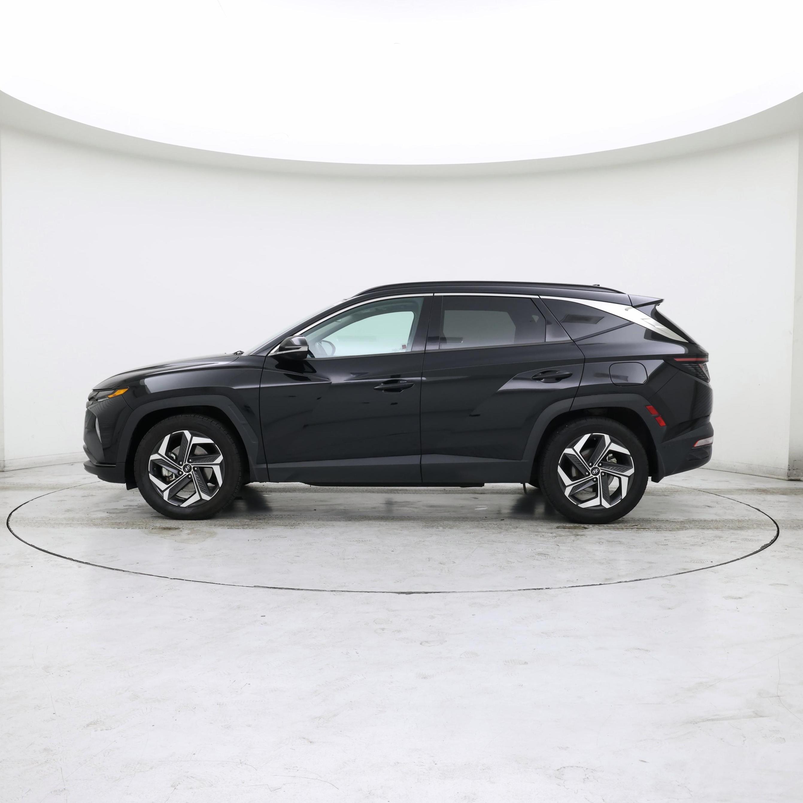 Thumbnail: 2022 Hyundai Tucson - 3