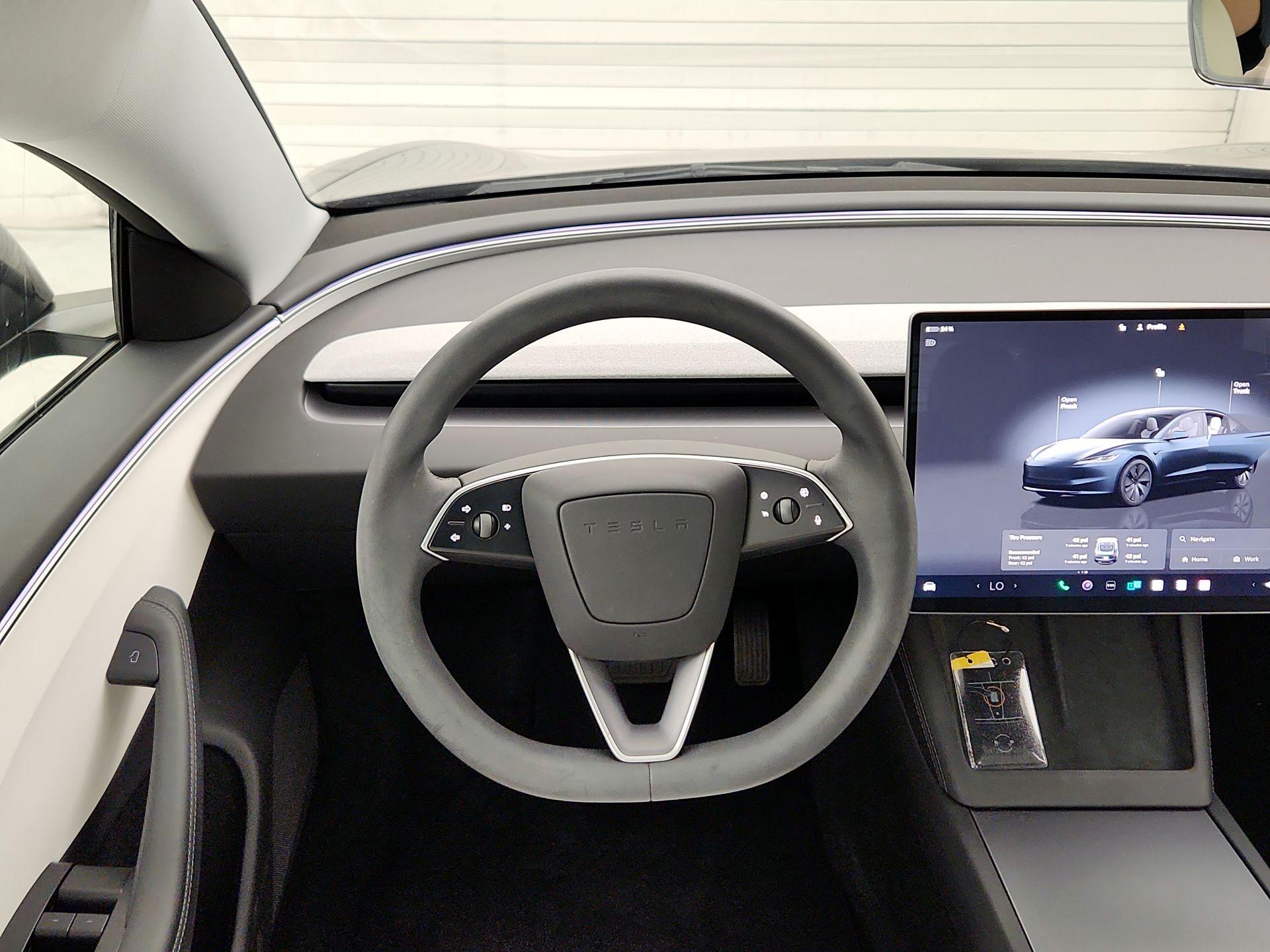 Thumbnail: 2024 Tesla Model 3 - 10