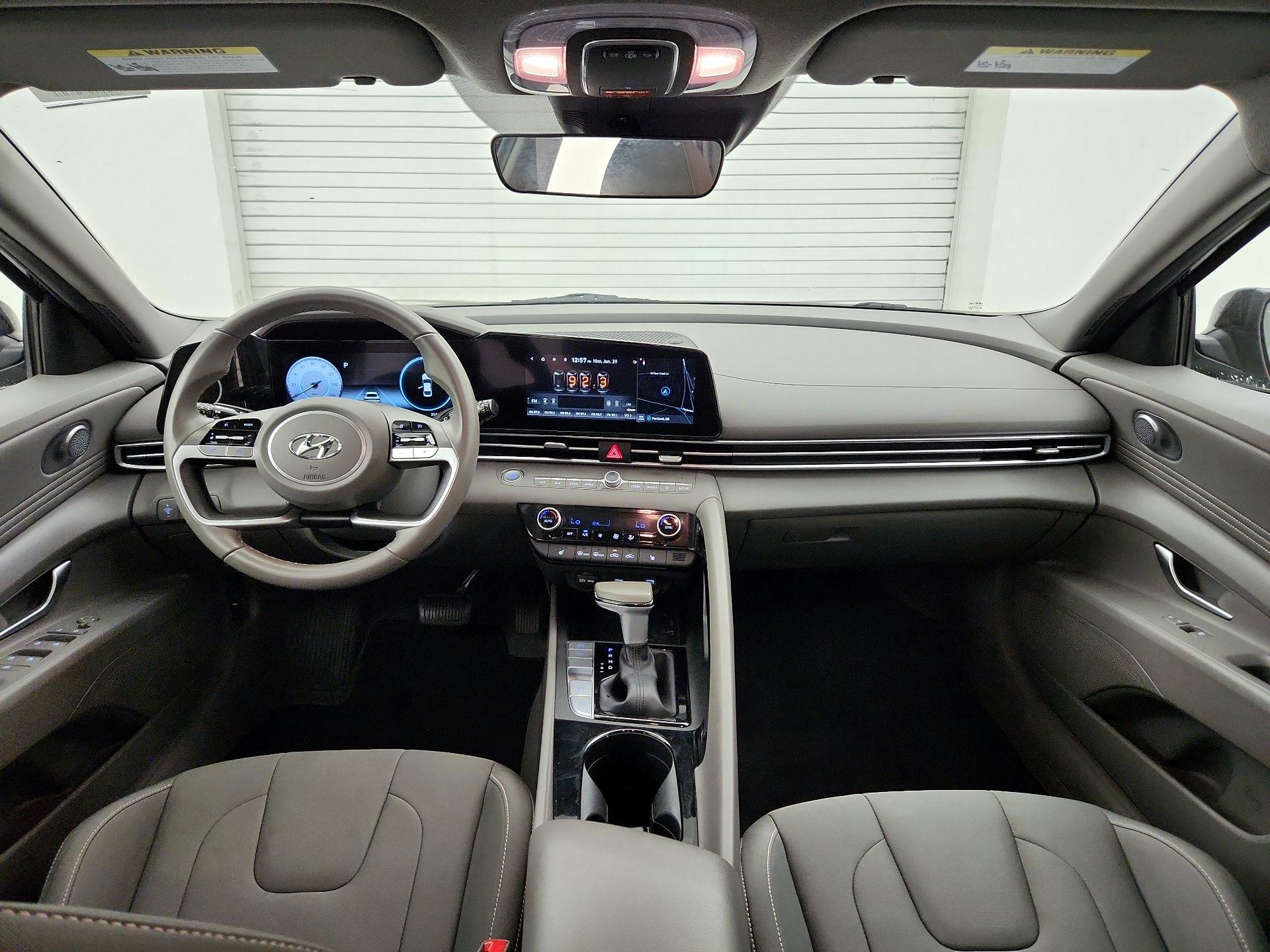 Thumbnail: 2023 Hyundai Elantra - 9