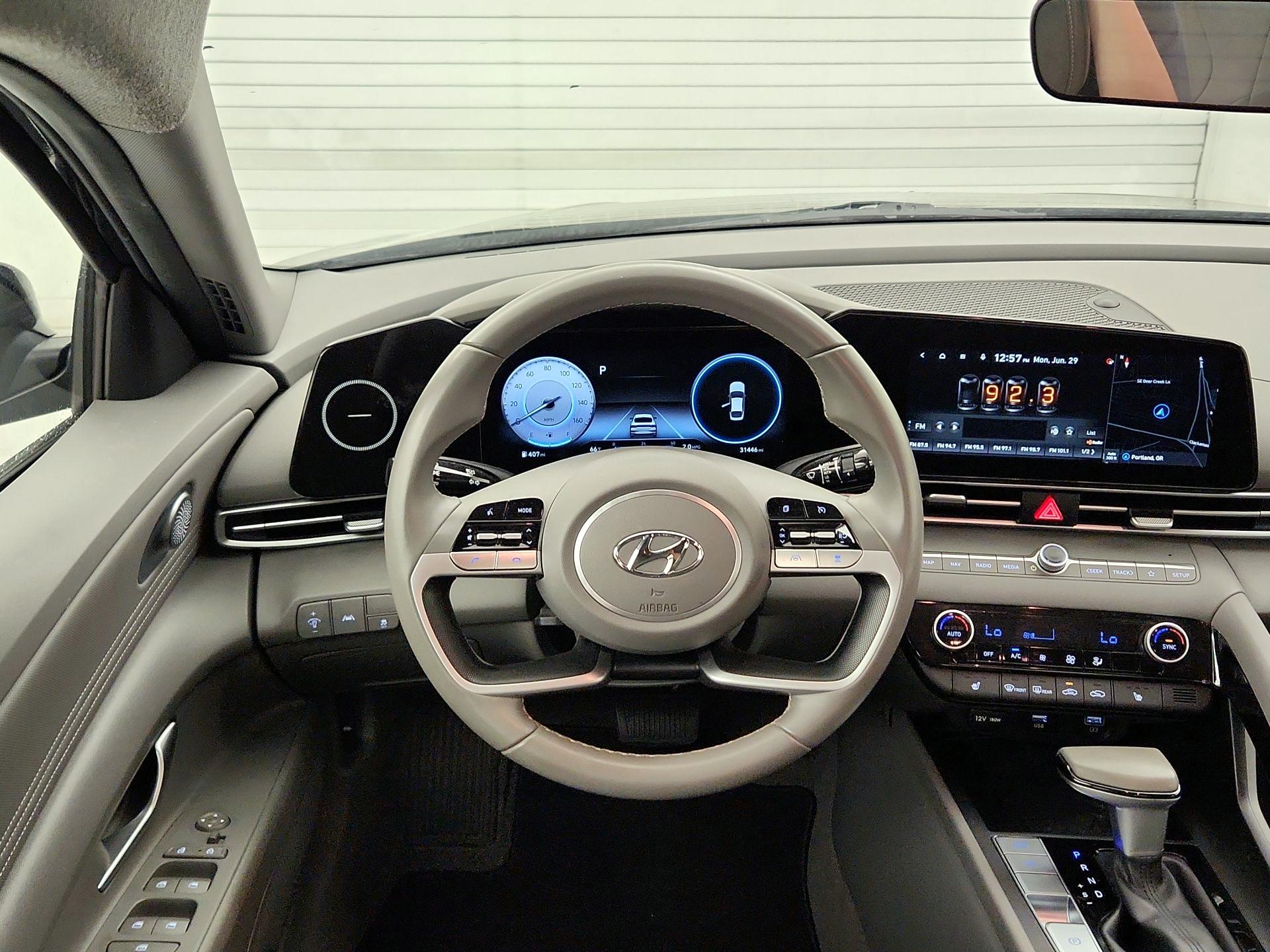 Thumbnail: 2023 Hyundai Elantra - 10