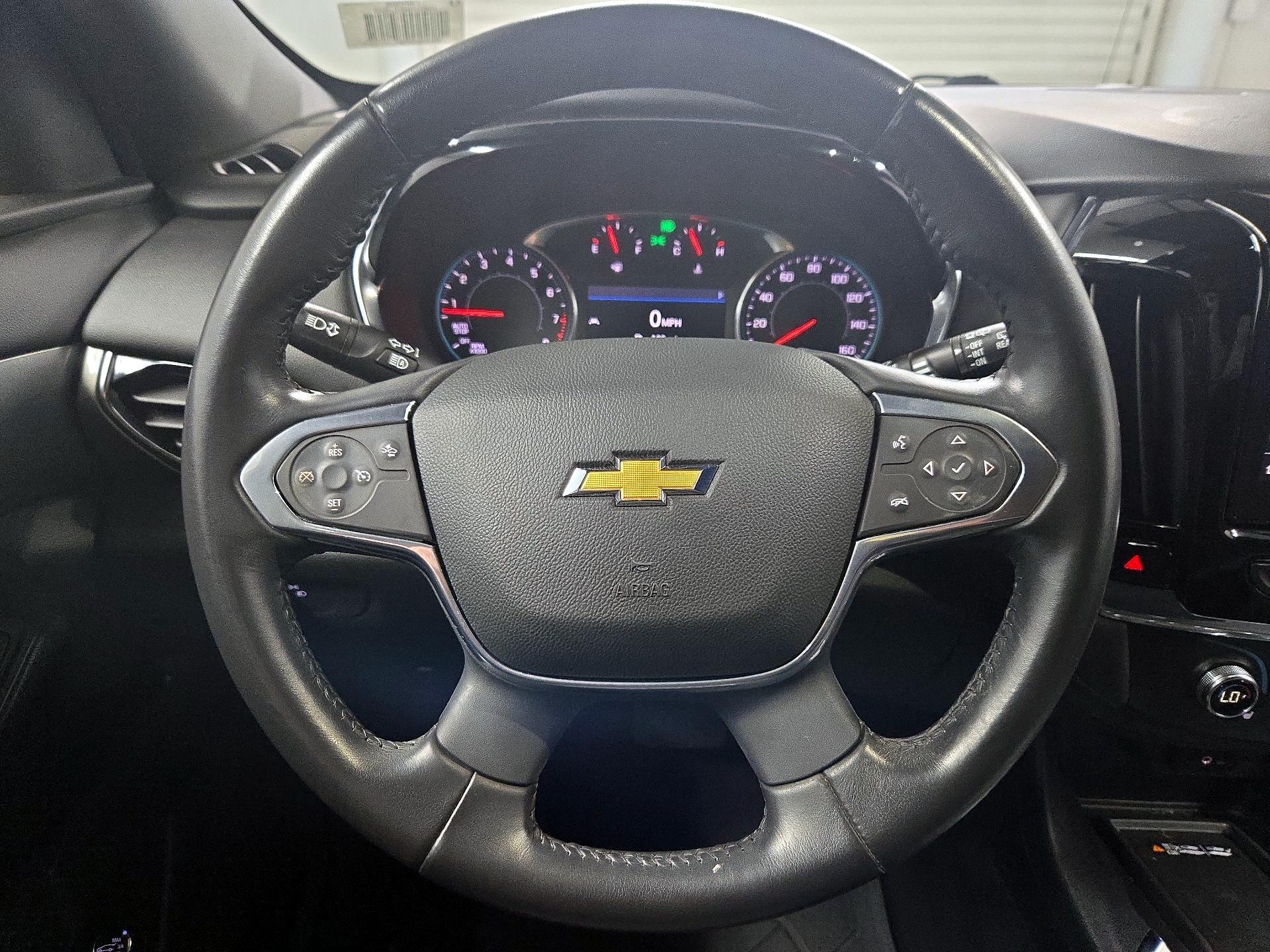 Thumbnail: 2022 Chevrolet Traverse - 10