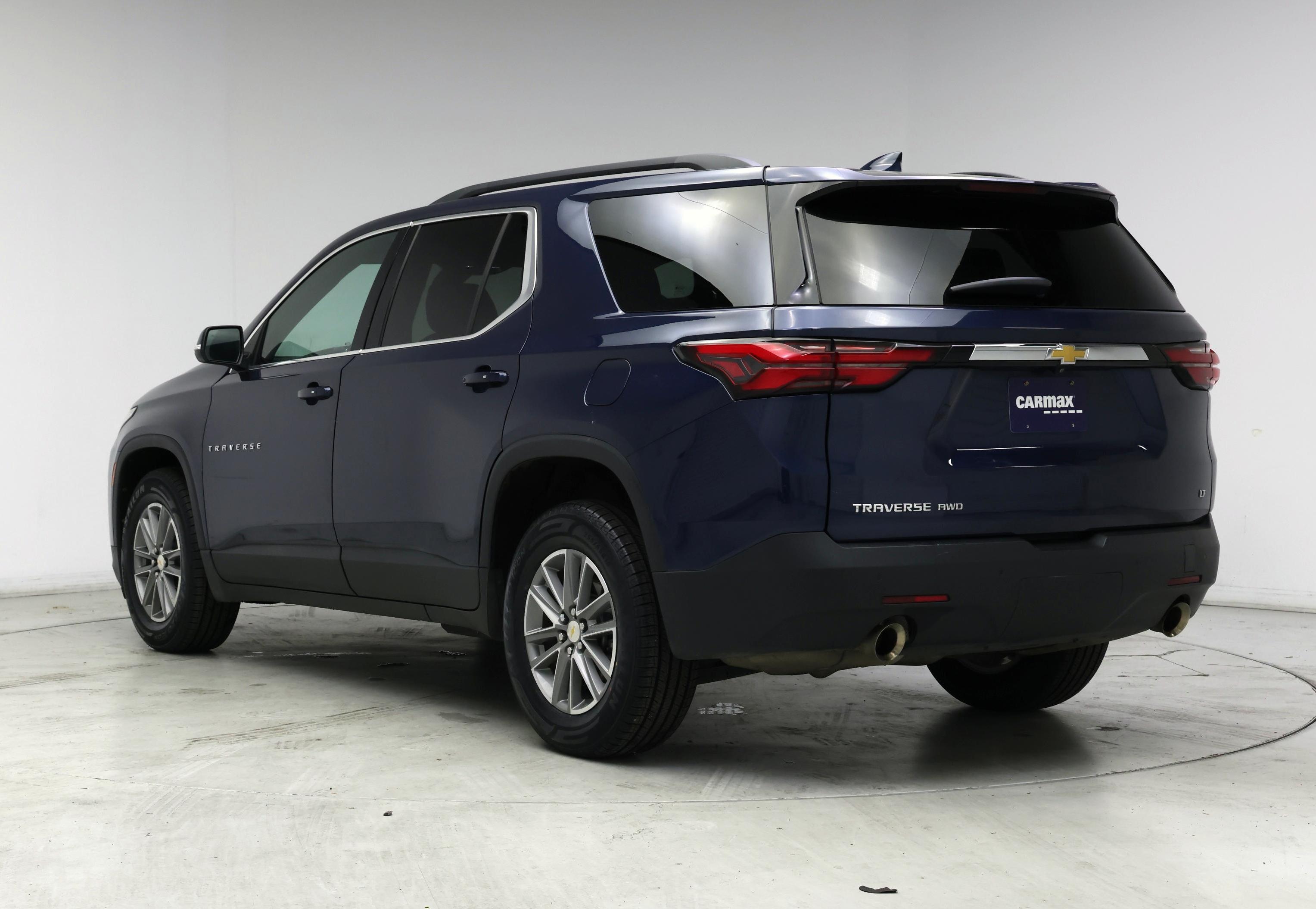Thumbnail: 2022 Chevrolet Traverse - 2