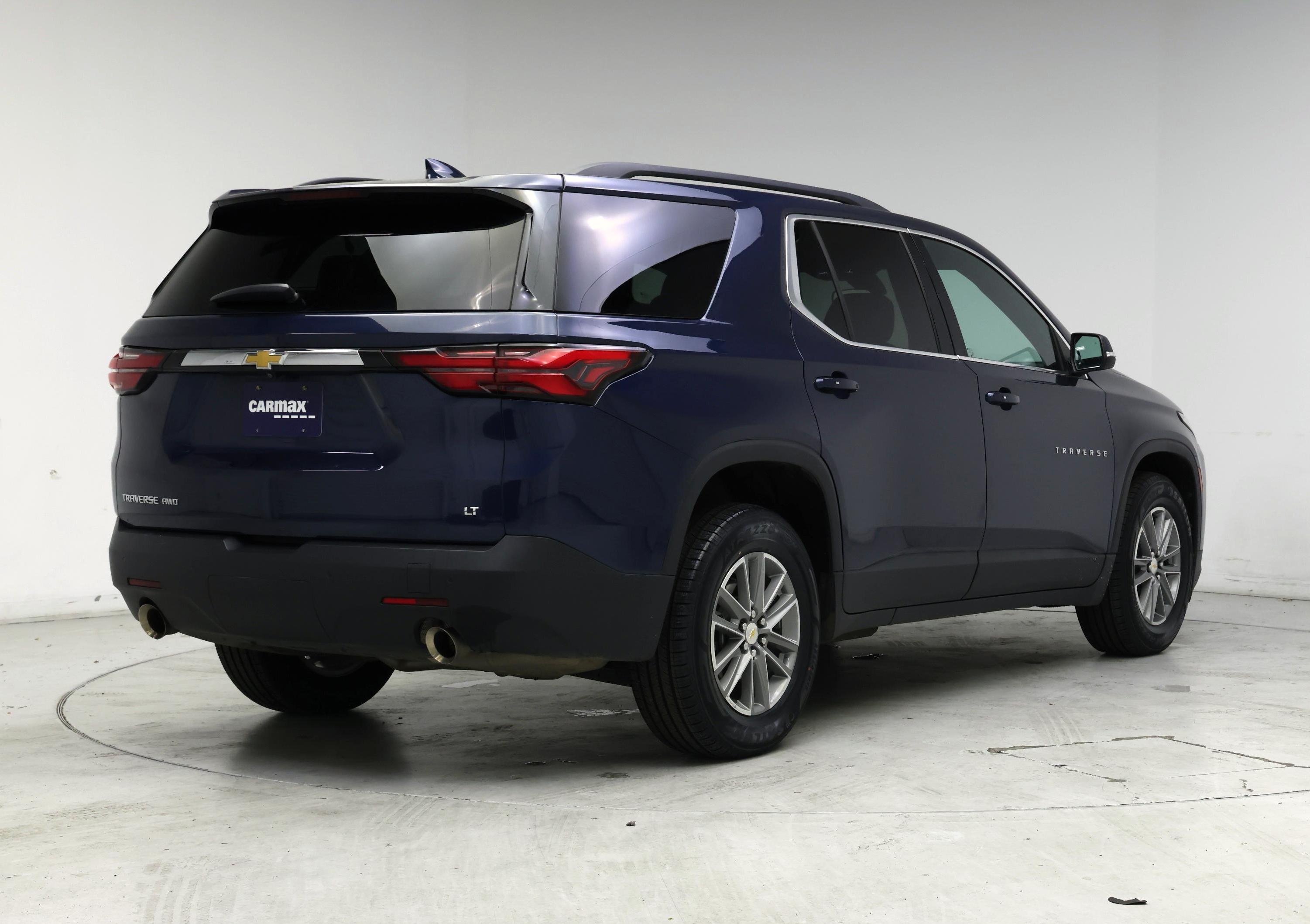 Thumbnail: 2022 Chevrolet Traverse - 8