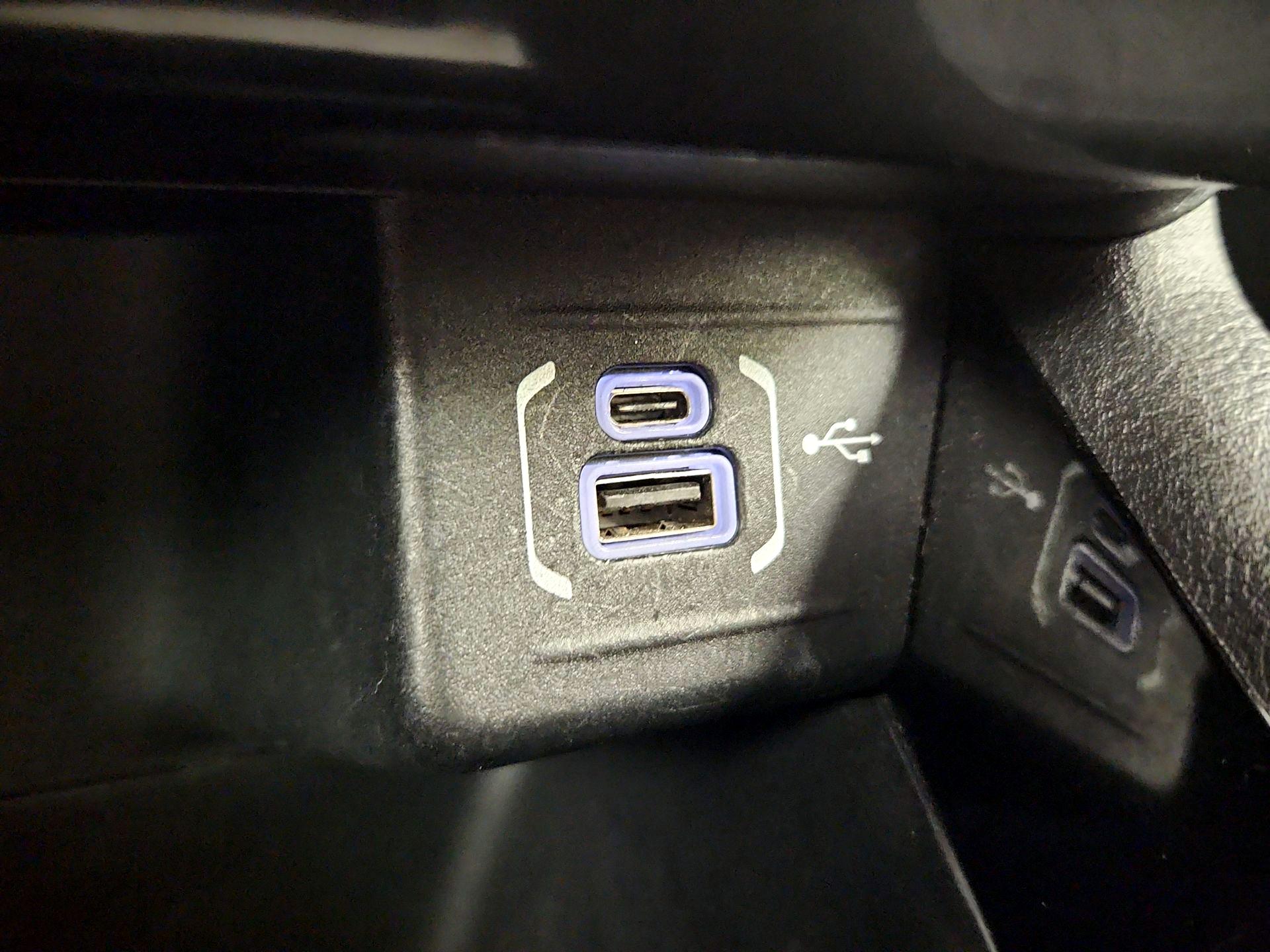 Thumbnail: 2022 Jeep Compass - 19
