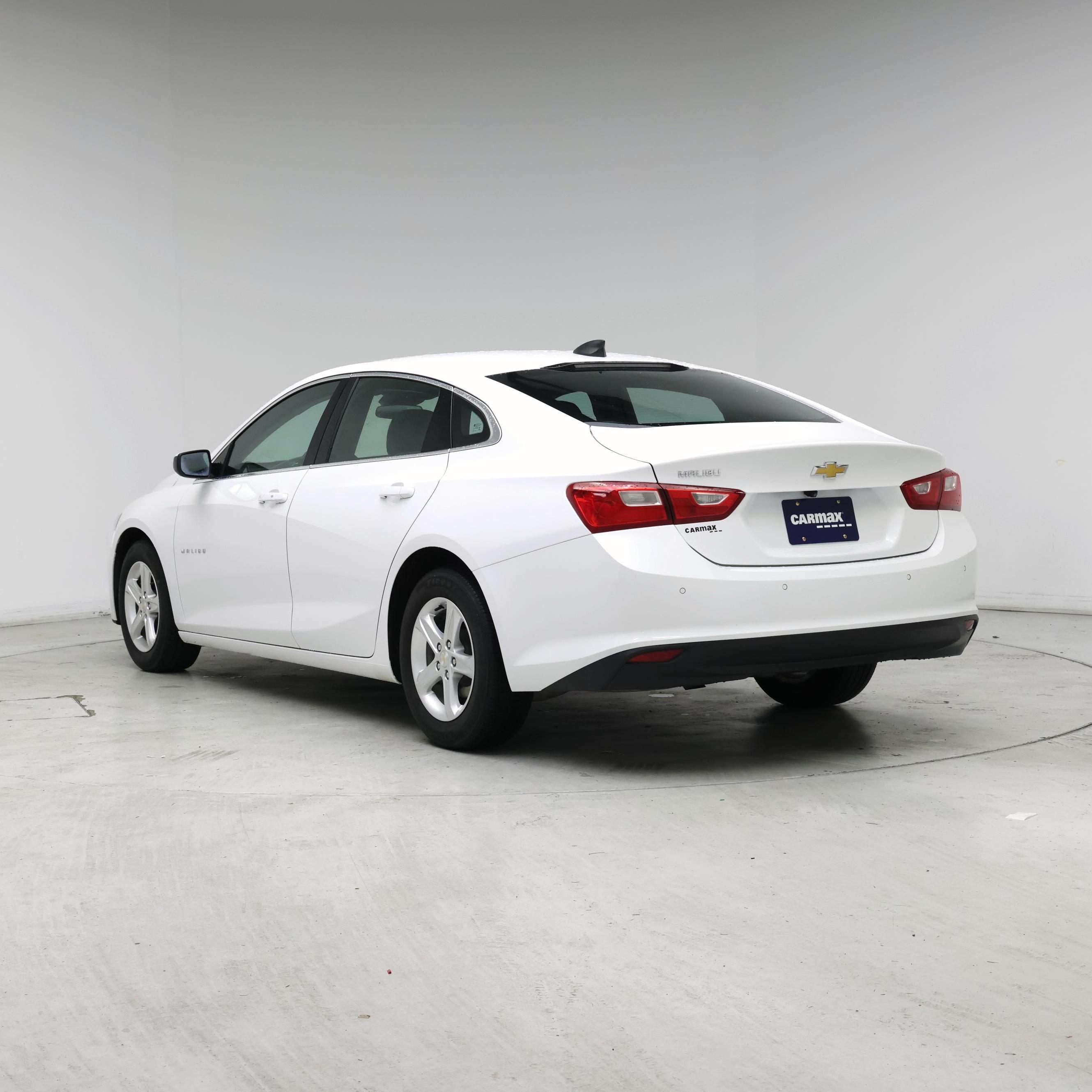 Thumbnail: 2023 Chevrolet Malibu - 2