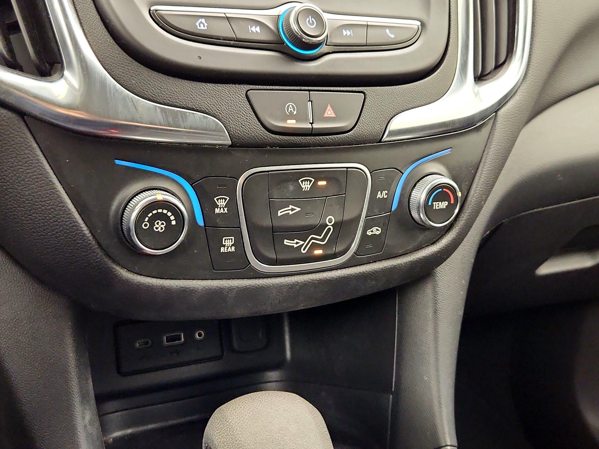 Thumbnail: 2024 Chevrolet Equinox - 16