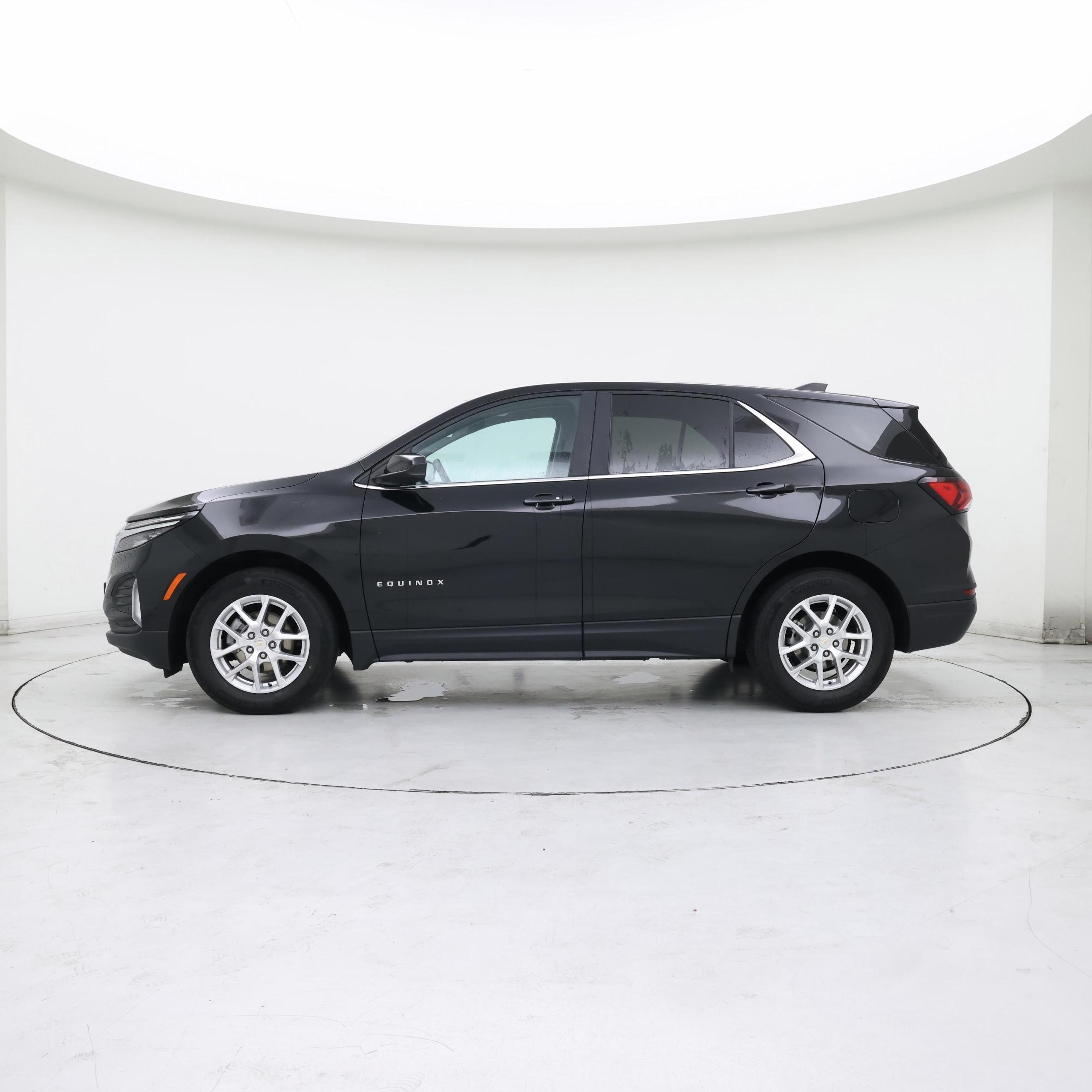 Thumbnail: 2024 Chevrolet Equinox - 3