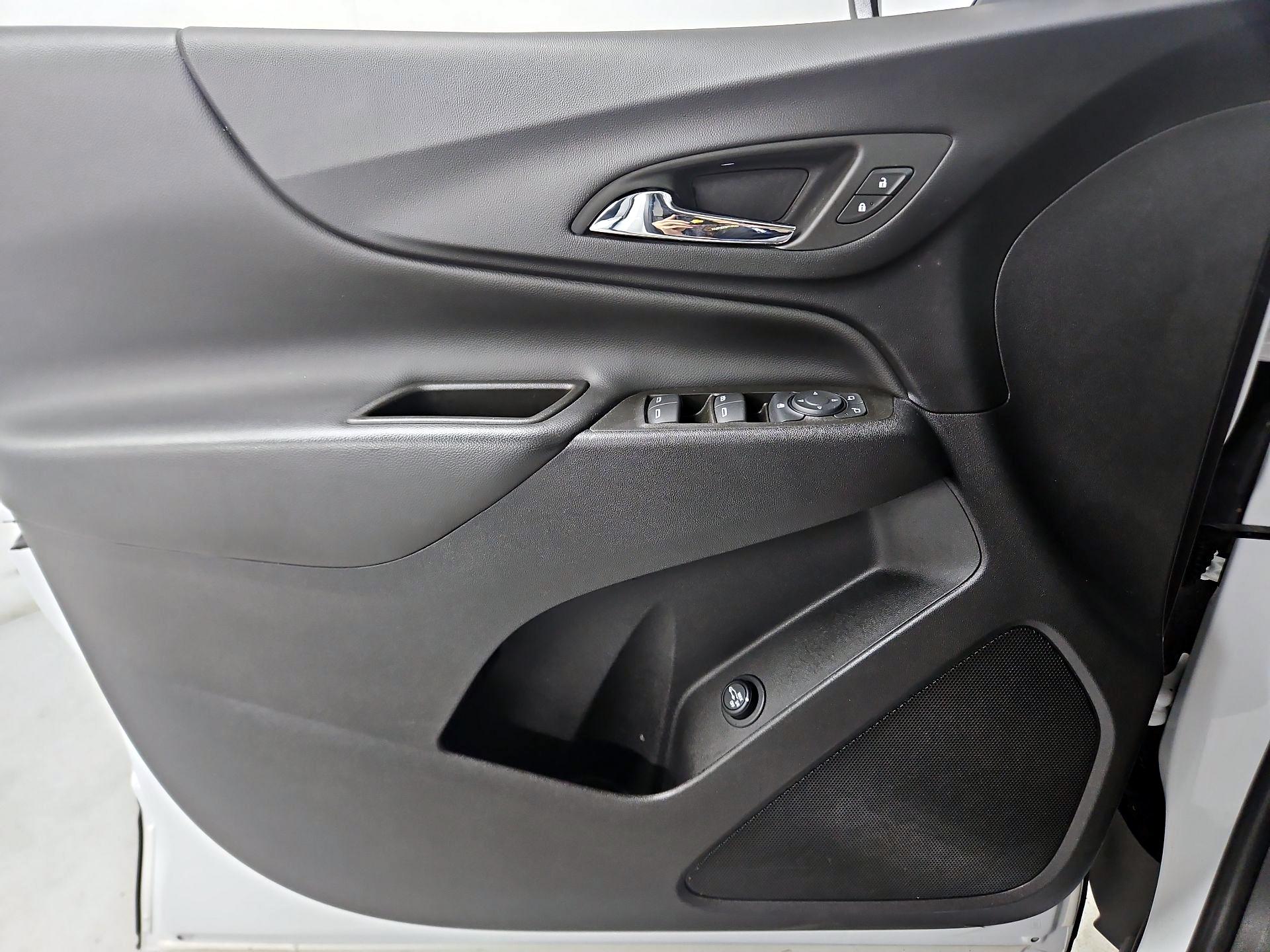Thumbnail: 2023 Chevrolet Equinox - 12