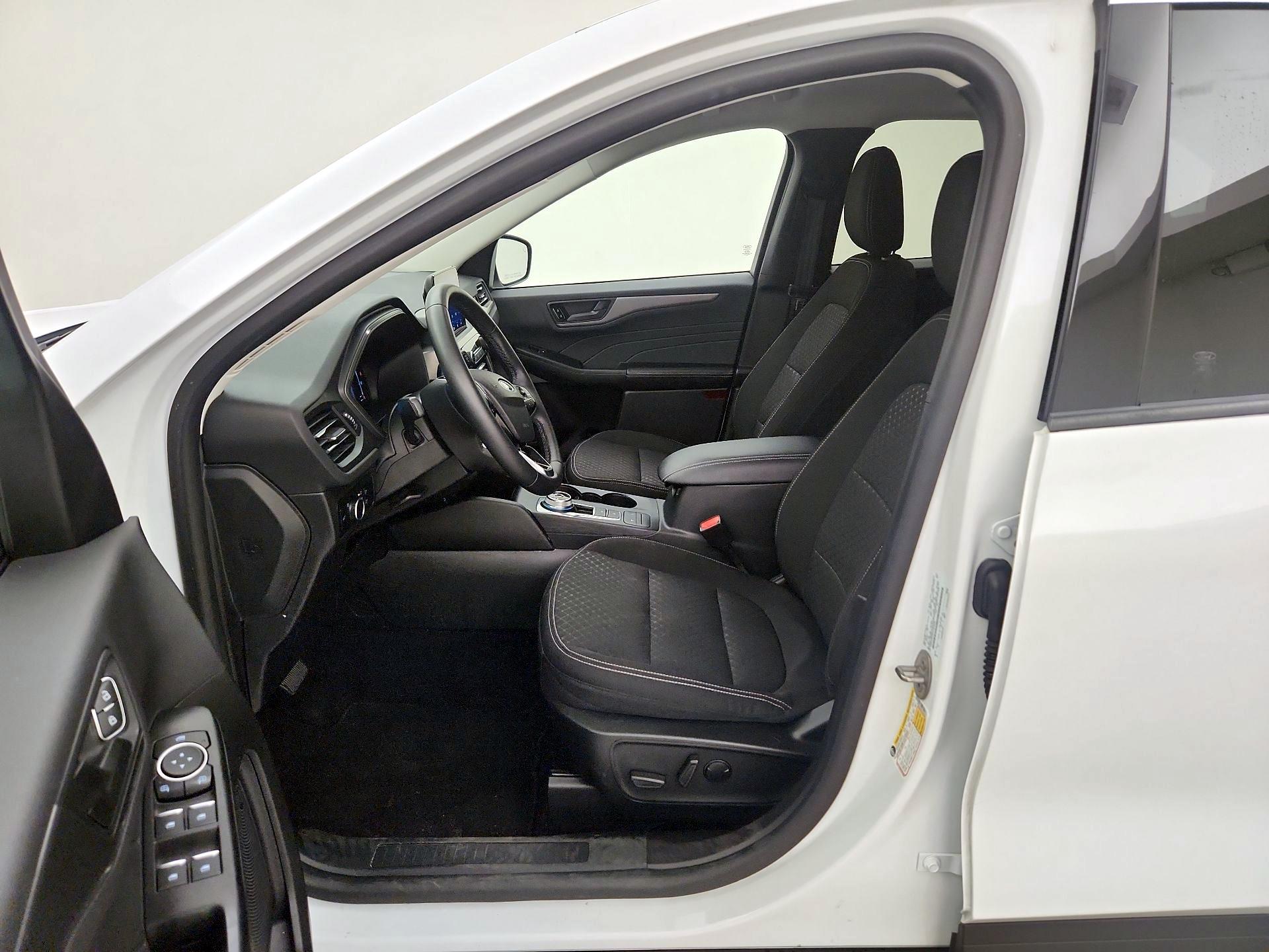 Thumbnail: 2023 Ford Escape - 11