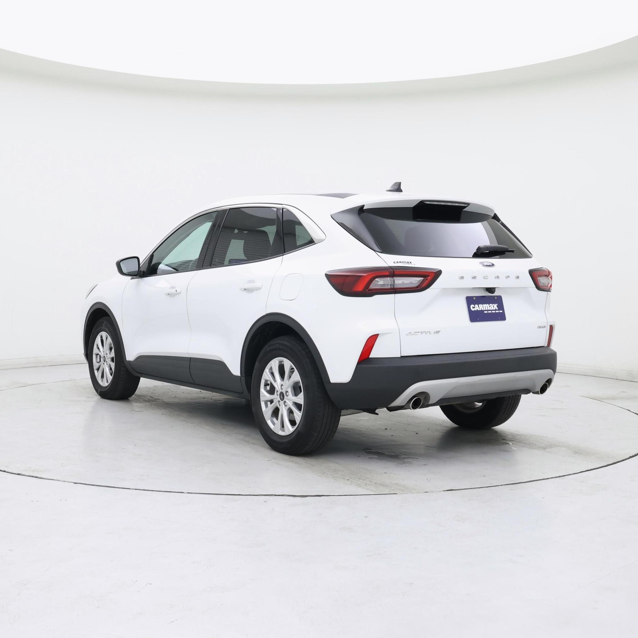 Thumbnail: 2023 Ford Escape - 2